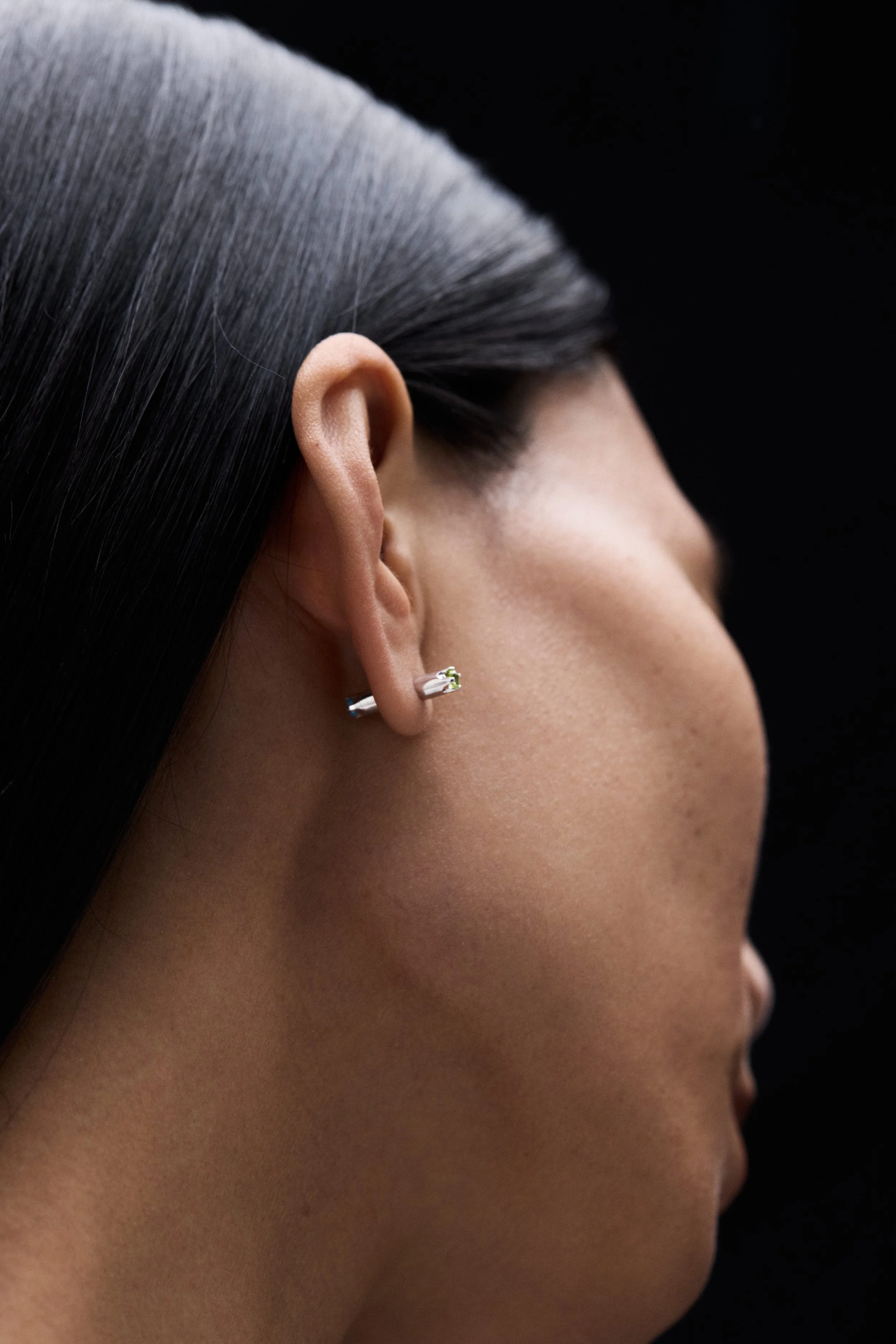 Polina Tverdaya_Avgvst Berlin X J.Kim_Tube Flip Stud.jpg