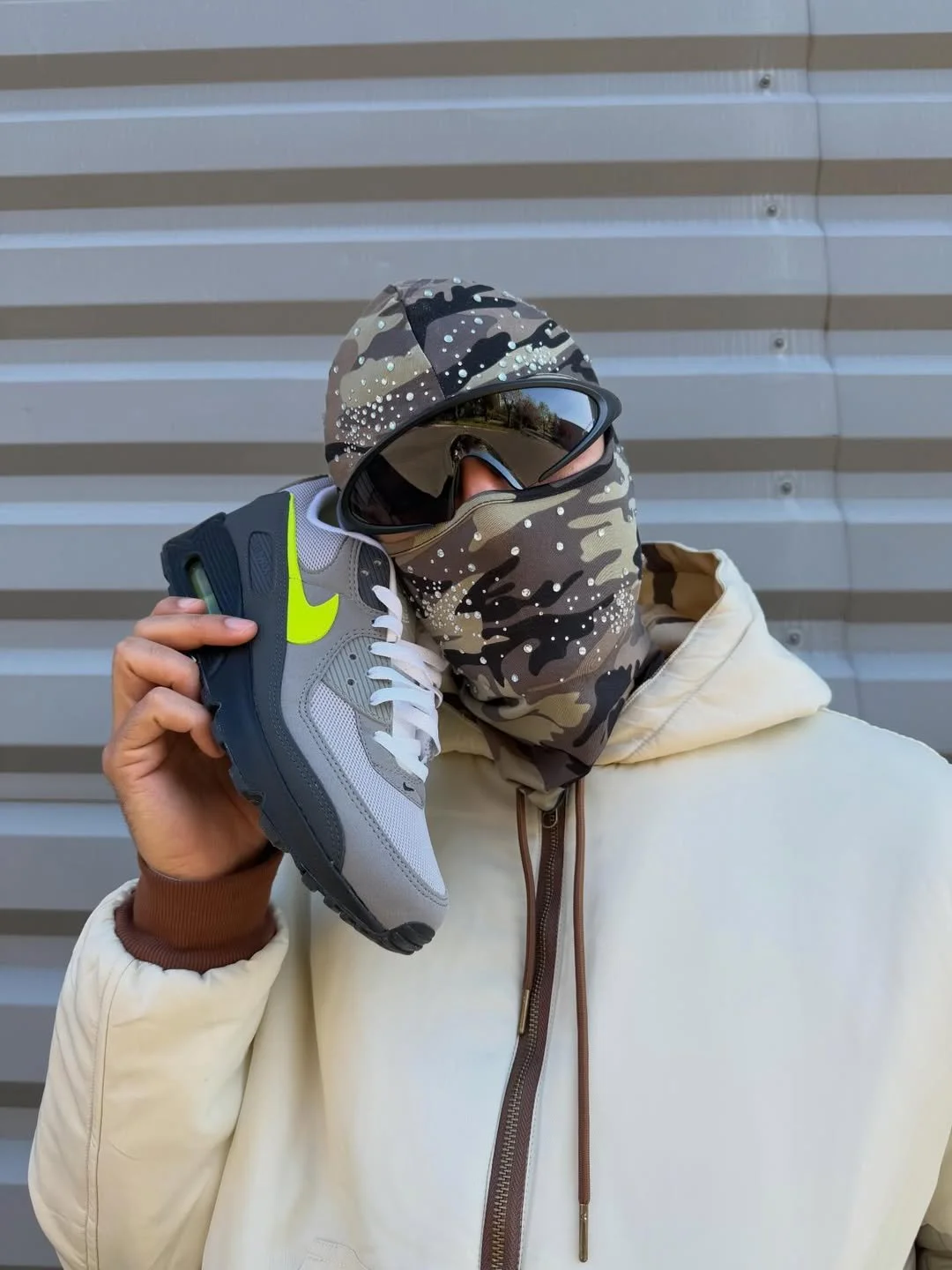 téma la 90, je suis obligé de marcher comme un ancien avec une paire de OG comme ça ✨@jdsportsfr.jpg