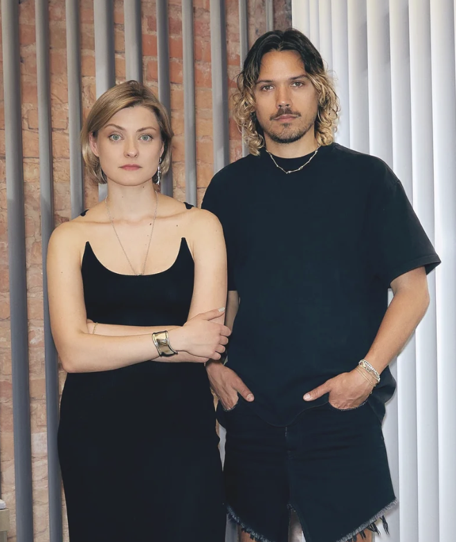 PORTRAIT DE NATALIA BRYANTSEVA & HARRY NURIEV  AVGVST Berlin et Harry Nuriev de Crosby Studios