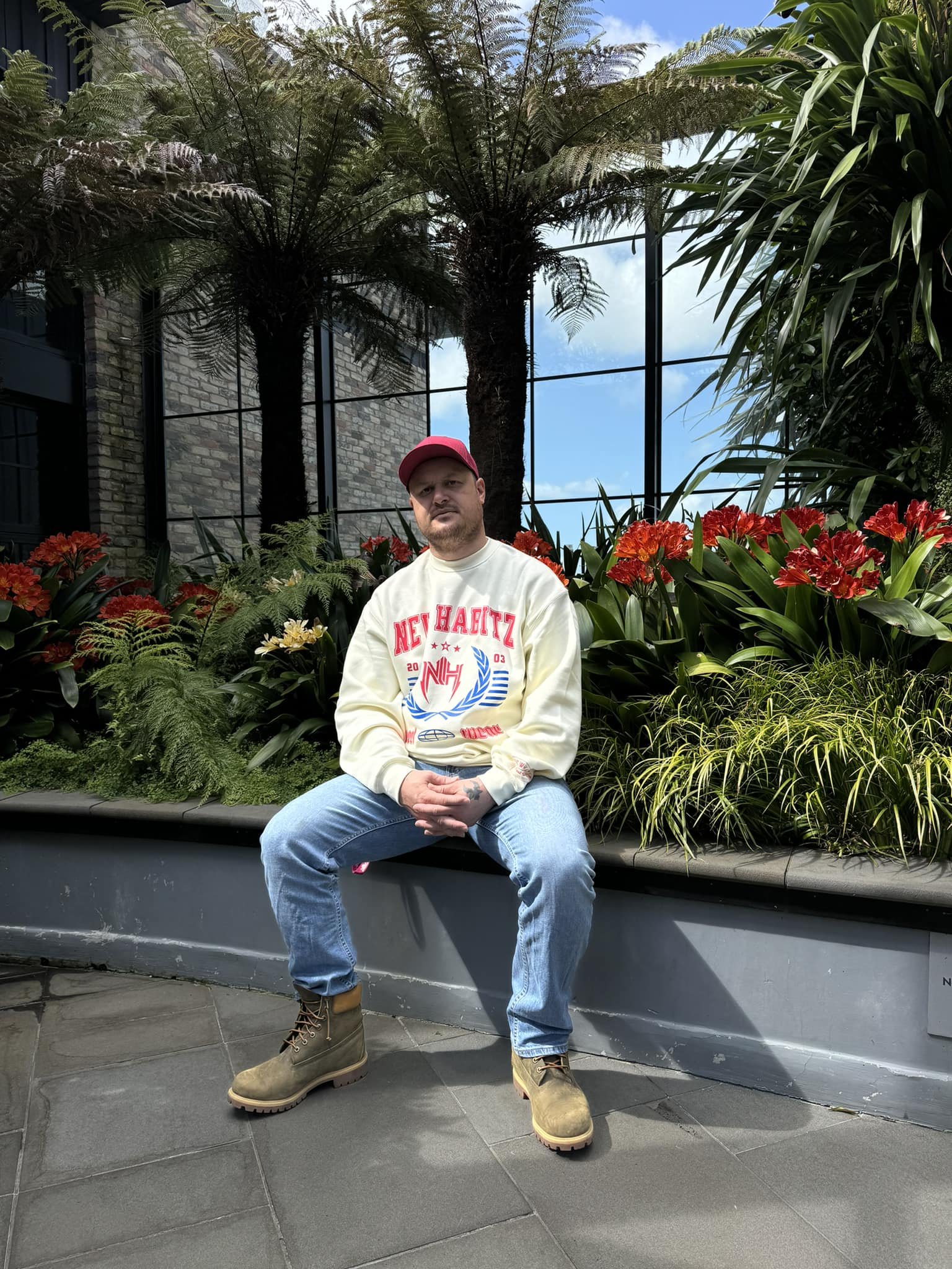 New Habitz new crewnecks out now