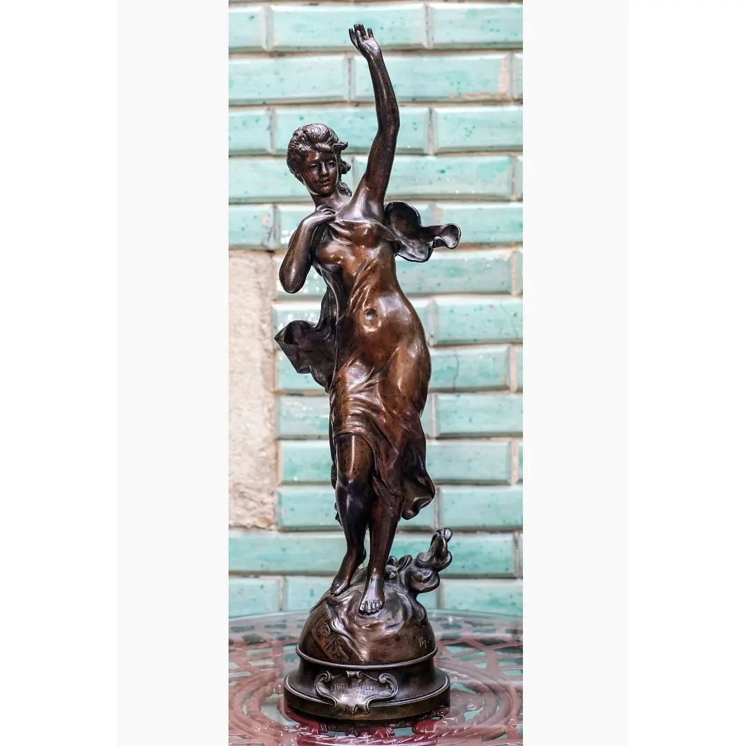 Hippolyte MOREAU, Bronze &quot;&Eacute;toile du matin&quot;

Disponible.

www.lecentrevilleantiquites.com

#antiquites #broncante #lifestyle #bordeaux #bordeauxmaville #bordeauxcity #collection #antic #art #artantiques #deco #architecture #architecte