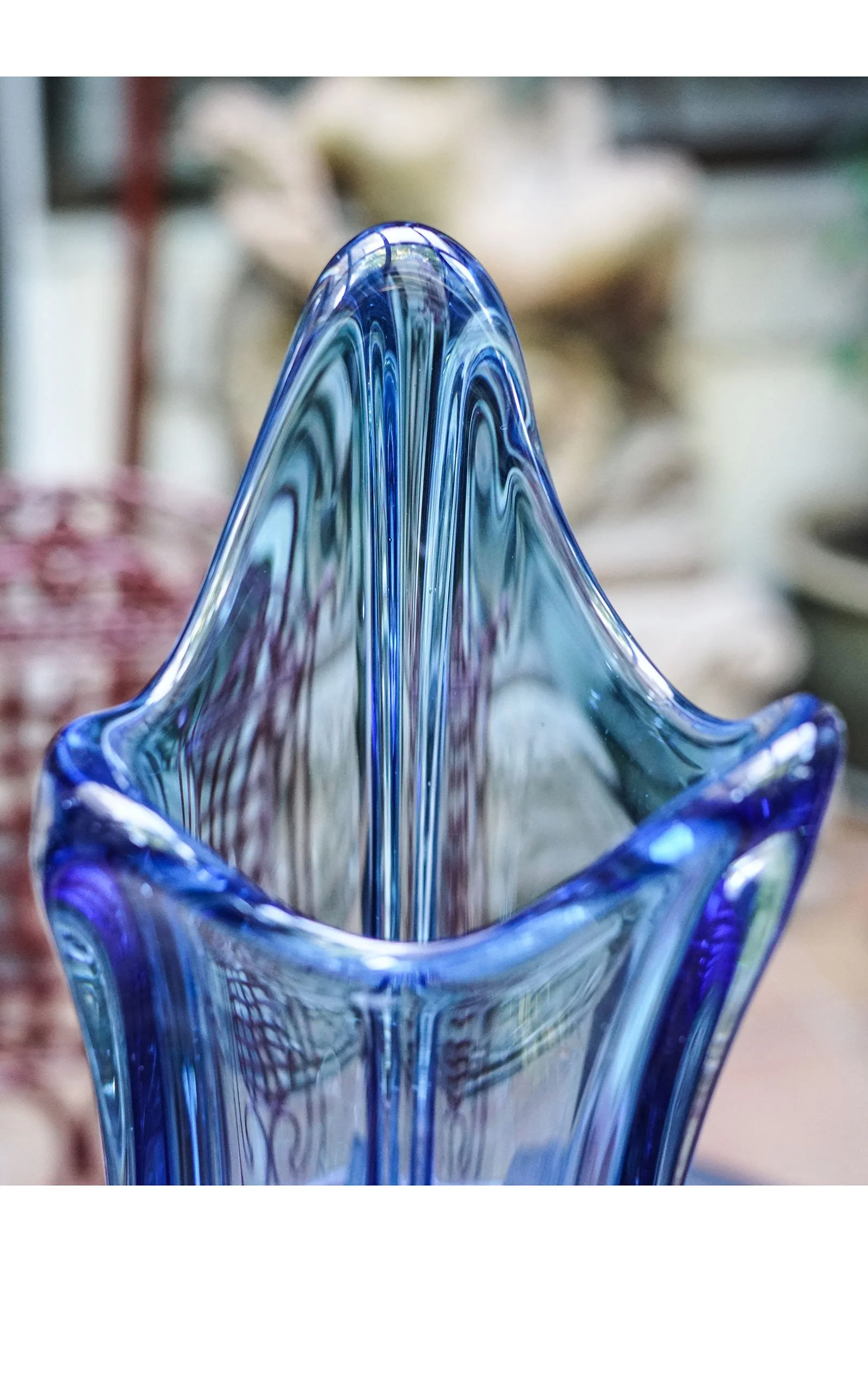 VAL SAINT LAMBERT, Vase cristal massif (3).JPG