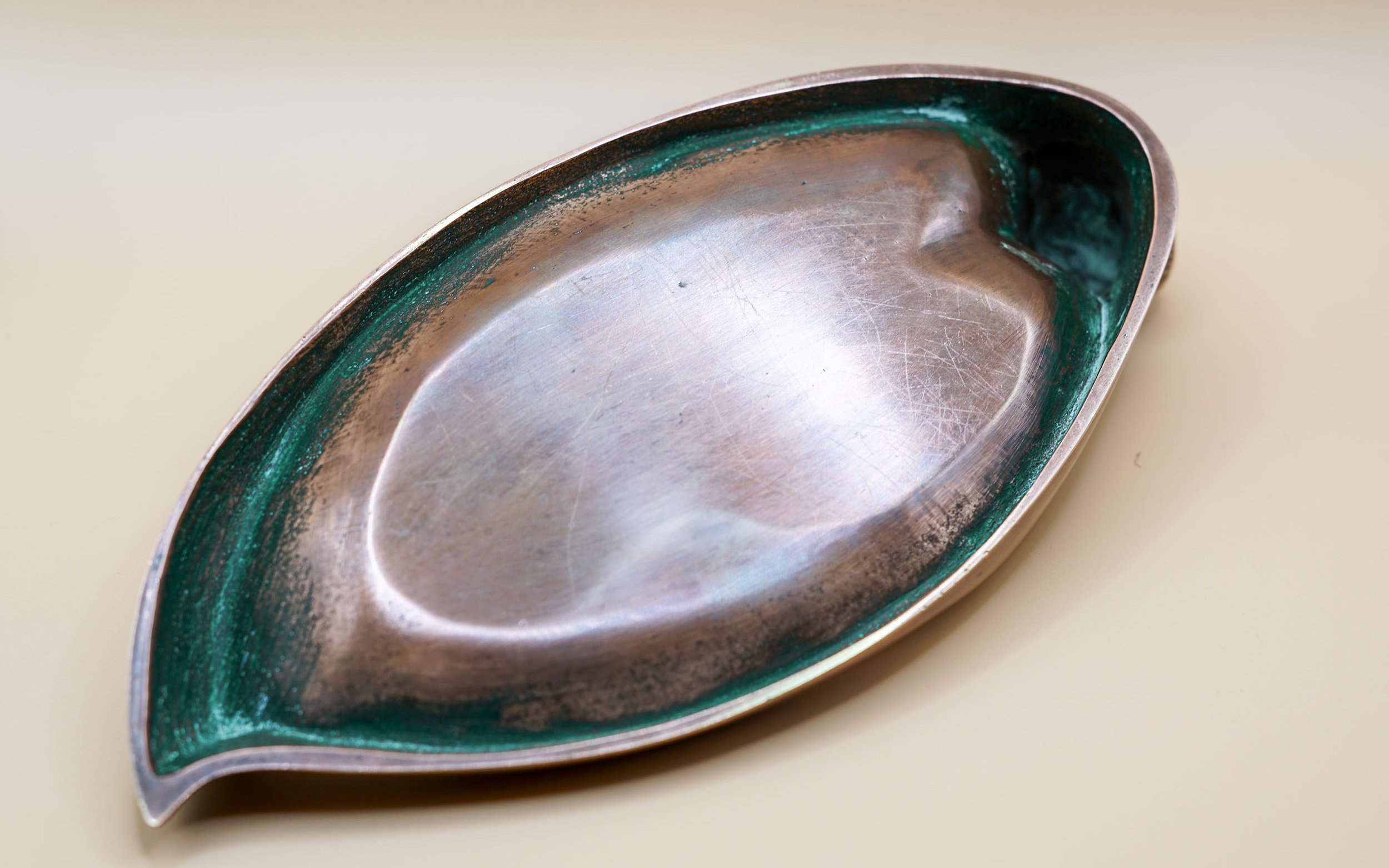 A. HENN Vide poche bronze art déco (2).JPG