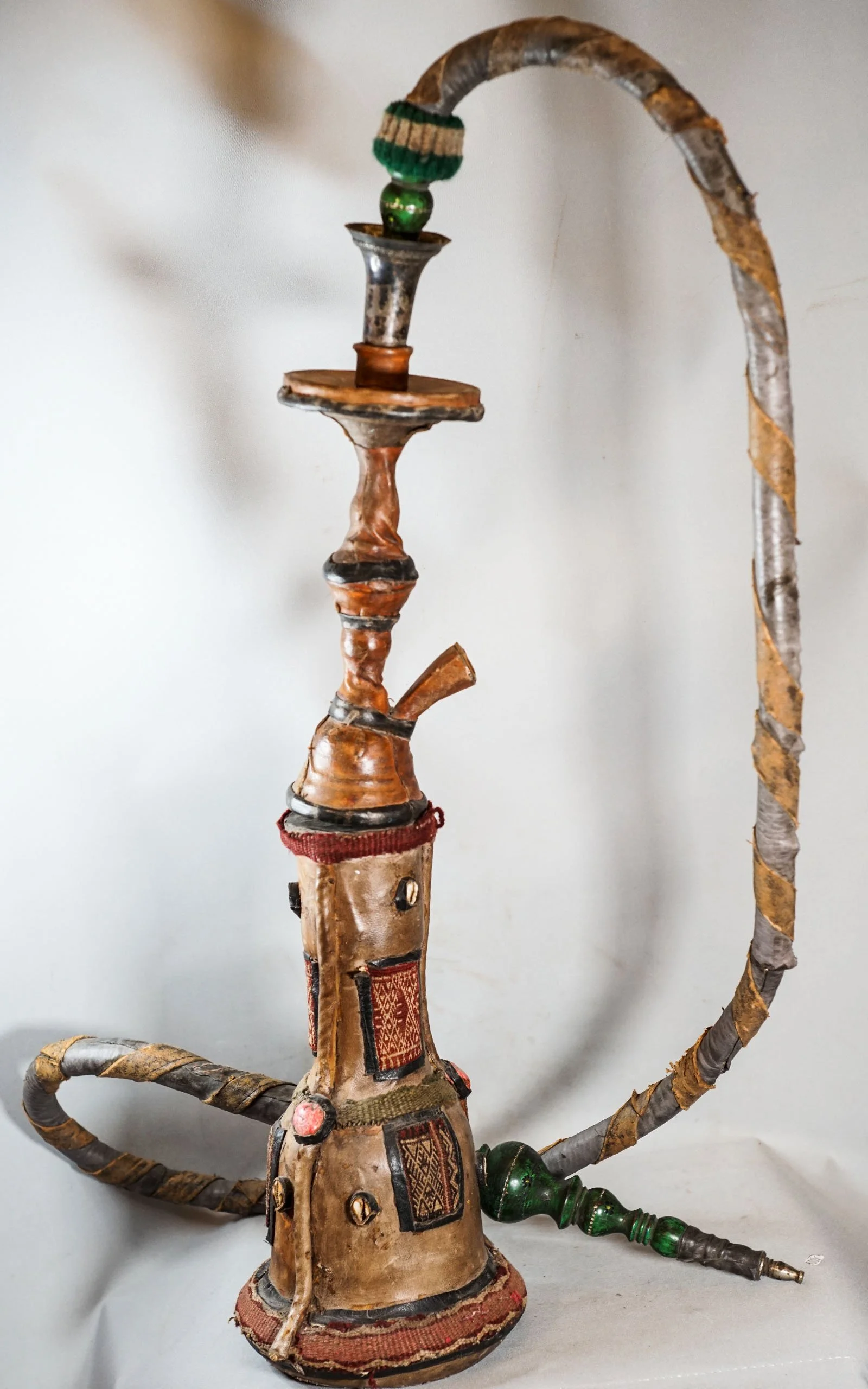 NARGUILE, cuir, sud tunisien (2).JPG