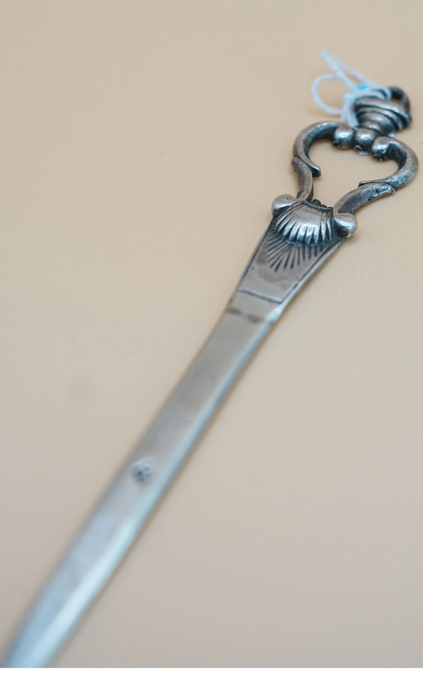 Coupe-papier argent (2).JPG