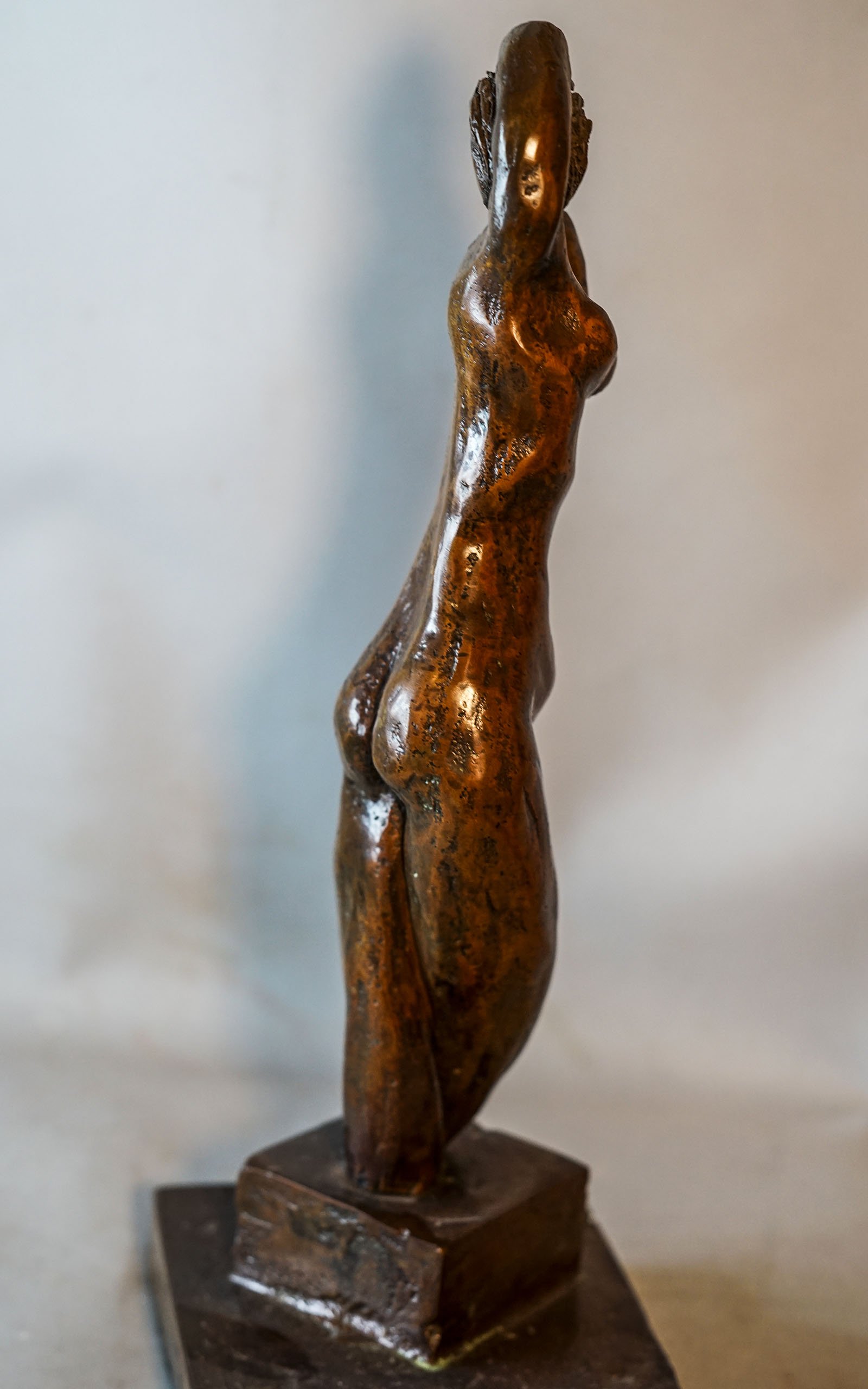 LATOUR nu femme bronze art déco (2).JPG
