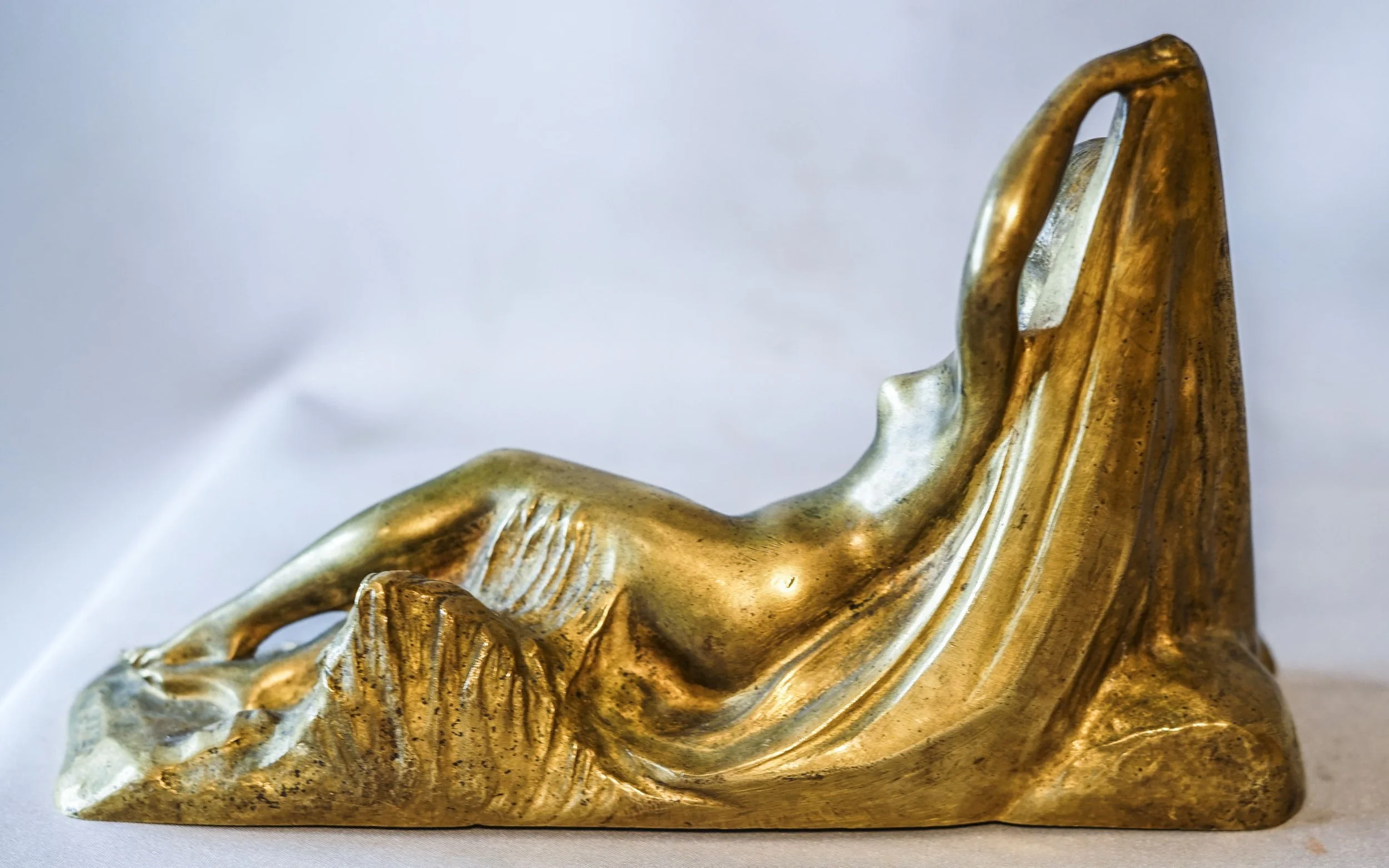 Ignacio GALLO Art Déco, Bronze femme nue allongée (2).JPG