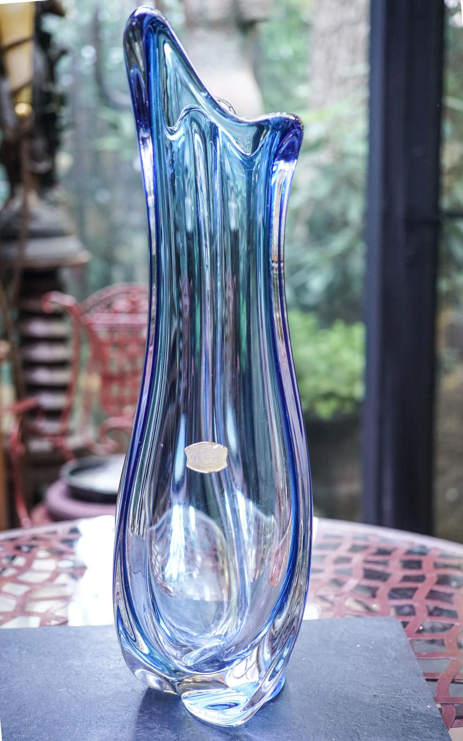 VAL SAINT LAMBERT, Vase cristal massif