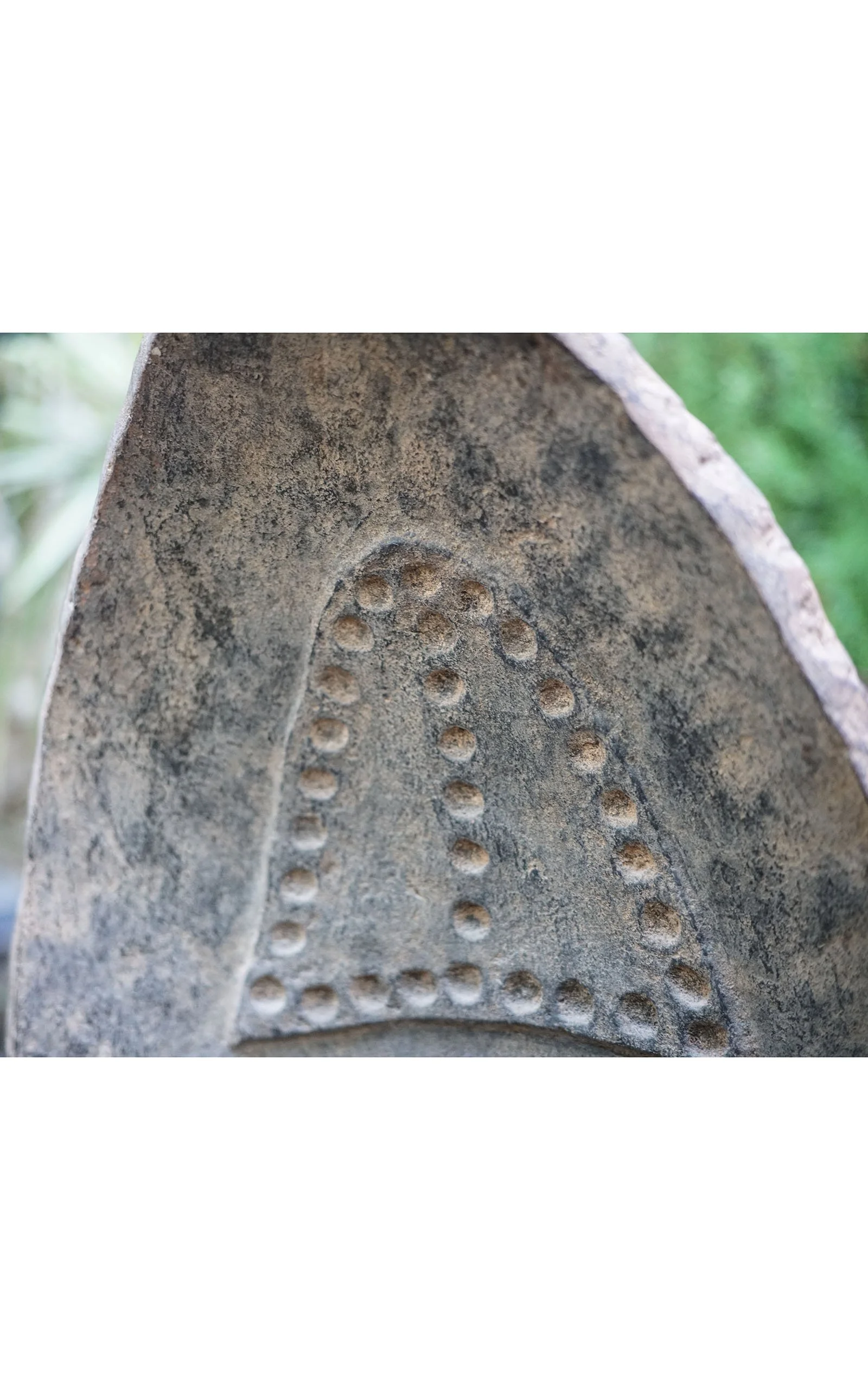 TÊTE AKAN, terre cuite sur socle, peuple Kwahu, Ghana (3).JPG