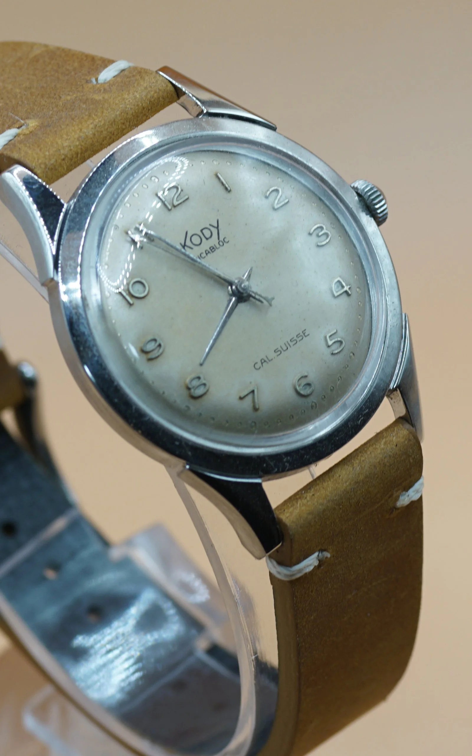 KODY acier Suisse années 60 (1).JPG