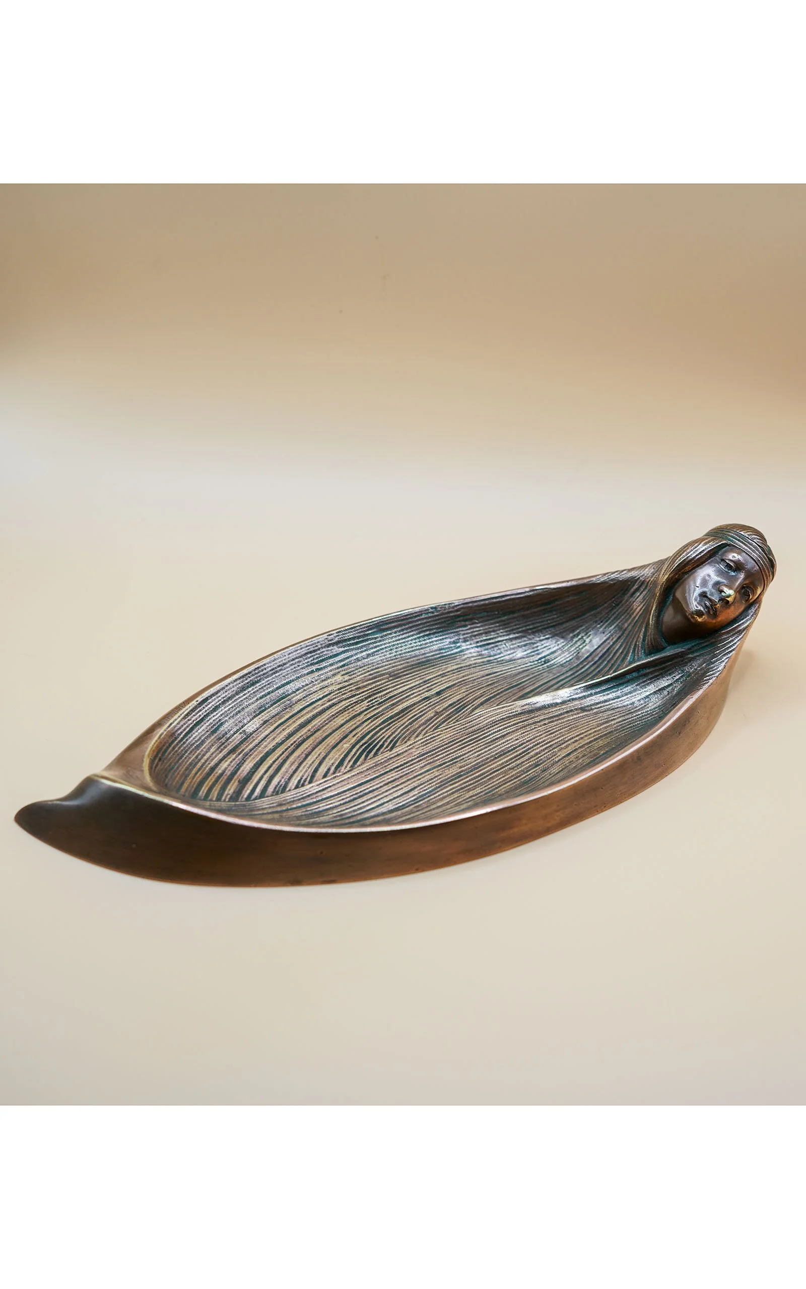 A. HENN, Vide poche bronze art déco
