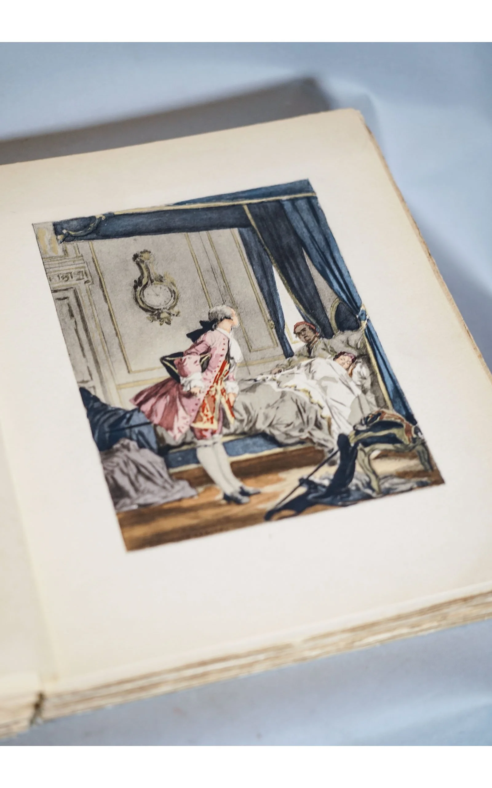 MEMOIRES DE CASANOVA, 10 volumes, complet; illustration Figures d'Auguste LEROUX (3).JPG