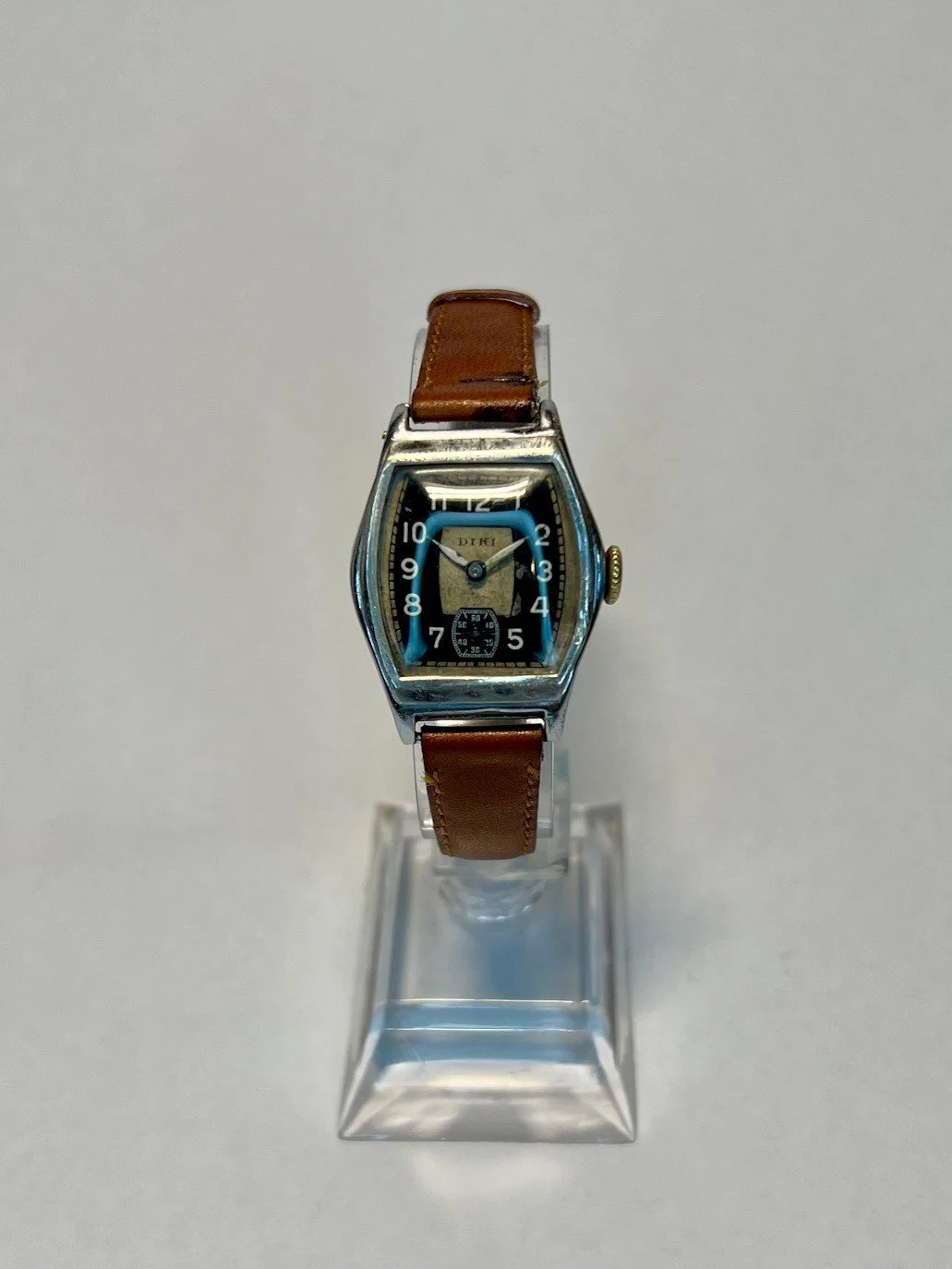 DIKI,  montre d’entre deux guerres historique et rare.