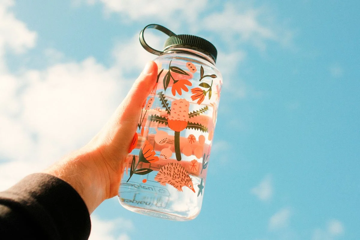 We Are Explorers x Nalgene Australia Aussie Bush 1L water bottle. Photo credit: @jackjbrookes