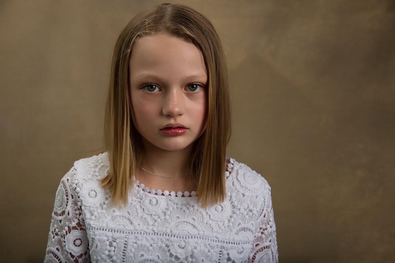 Geelong photographer tania fernandes child portrait model.jpg