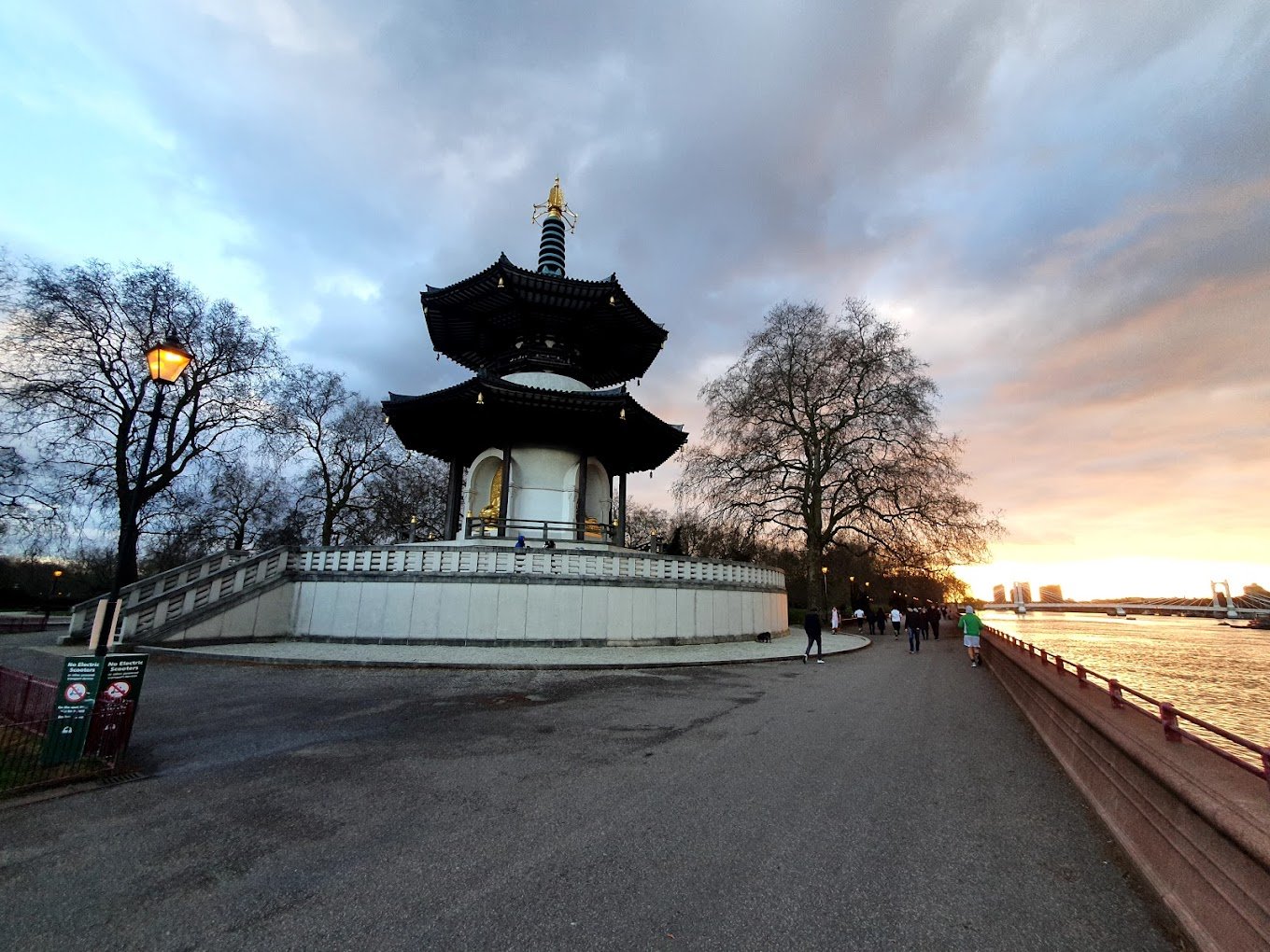 Monthly Walk: Battersea Park