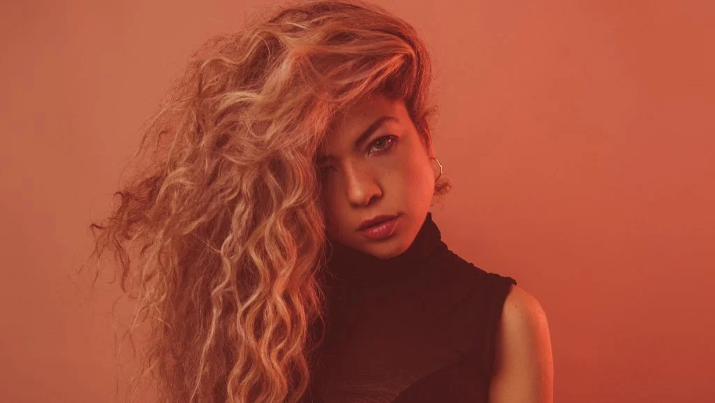 Rén with the Mane: Indie-Pop / Pop