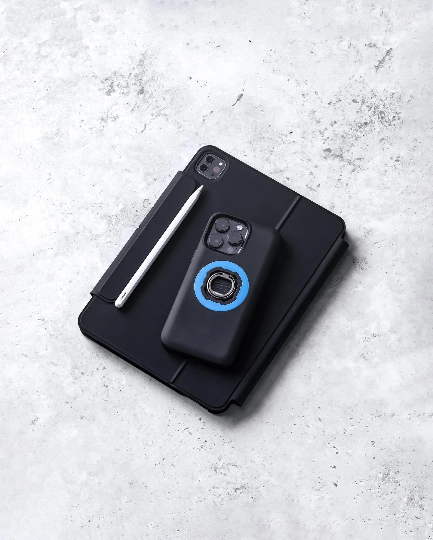 Quadlock got my iPhone 14 Pro Max covered ⚡️

One of my favourite things about the @quadlockcase isn&rsquo;t that it&rsquo;s super protective, or that it&rsquo;s easy to hold and the chances of dropping it are super slim, it&rsquo;s the feel of the c