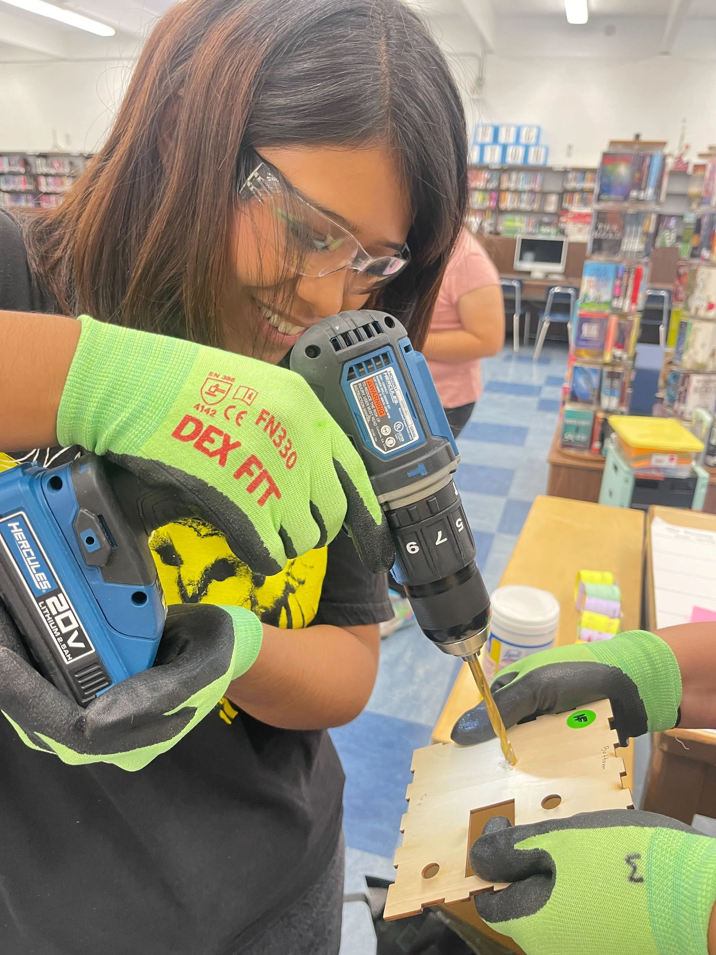 DIY Girls - Empowering the Next Generation of STEM Leaders