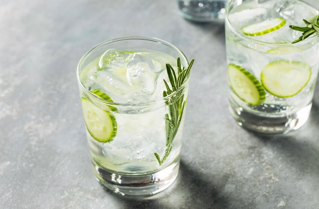 Happy National Gin and Tonic Day! 🍸🎉 If you're a G&amp;T lover, you know that the perfect balance of gin and tonic can't be beat. But have you ever tried adding cucumber slices to your drink? Here's a simple recipe to try: 

- Fill a glass with ice