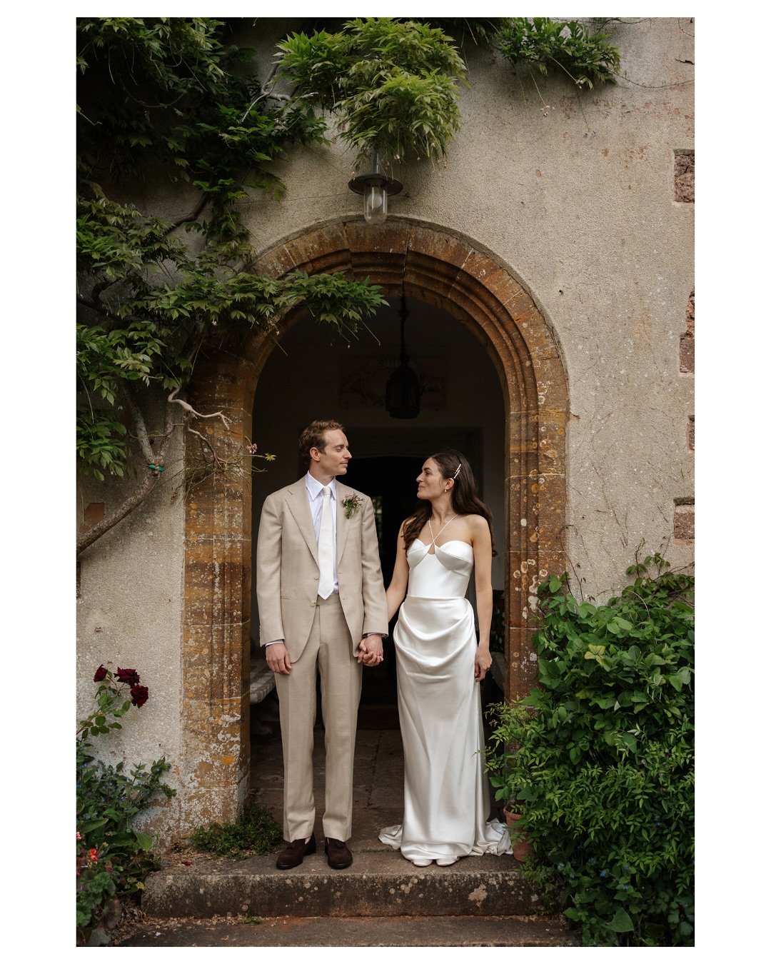 The most beautiful collages landed in my inbox last week from Daisy &amp; Will who got married at Daisy&rsquo;s family home in Somerset last month on a glorious day. This wedding is one of my favourites. Absolutely beautiful photos by the talented @j