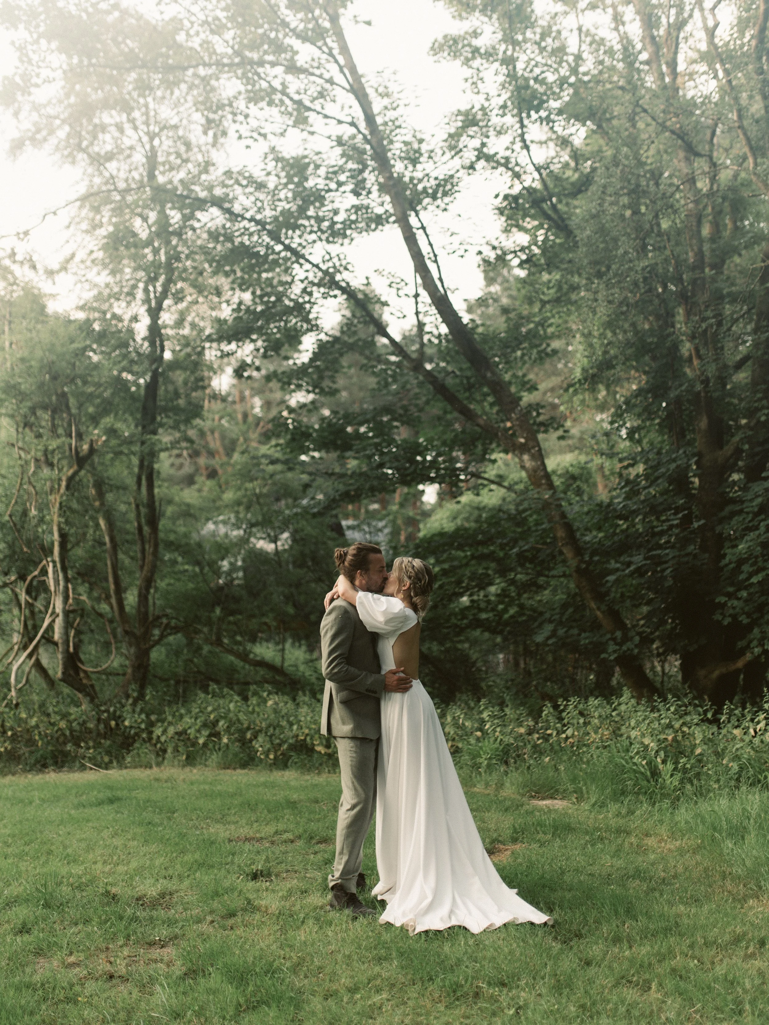 A Festival Wedding At Treedwellers in Oxfordshire