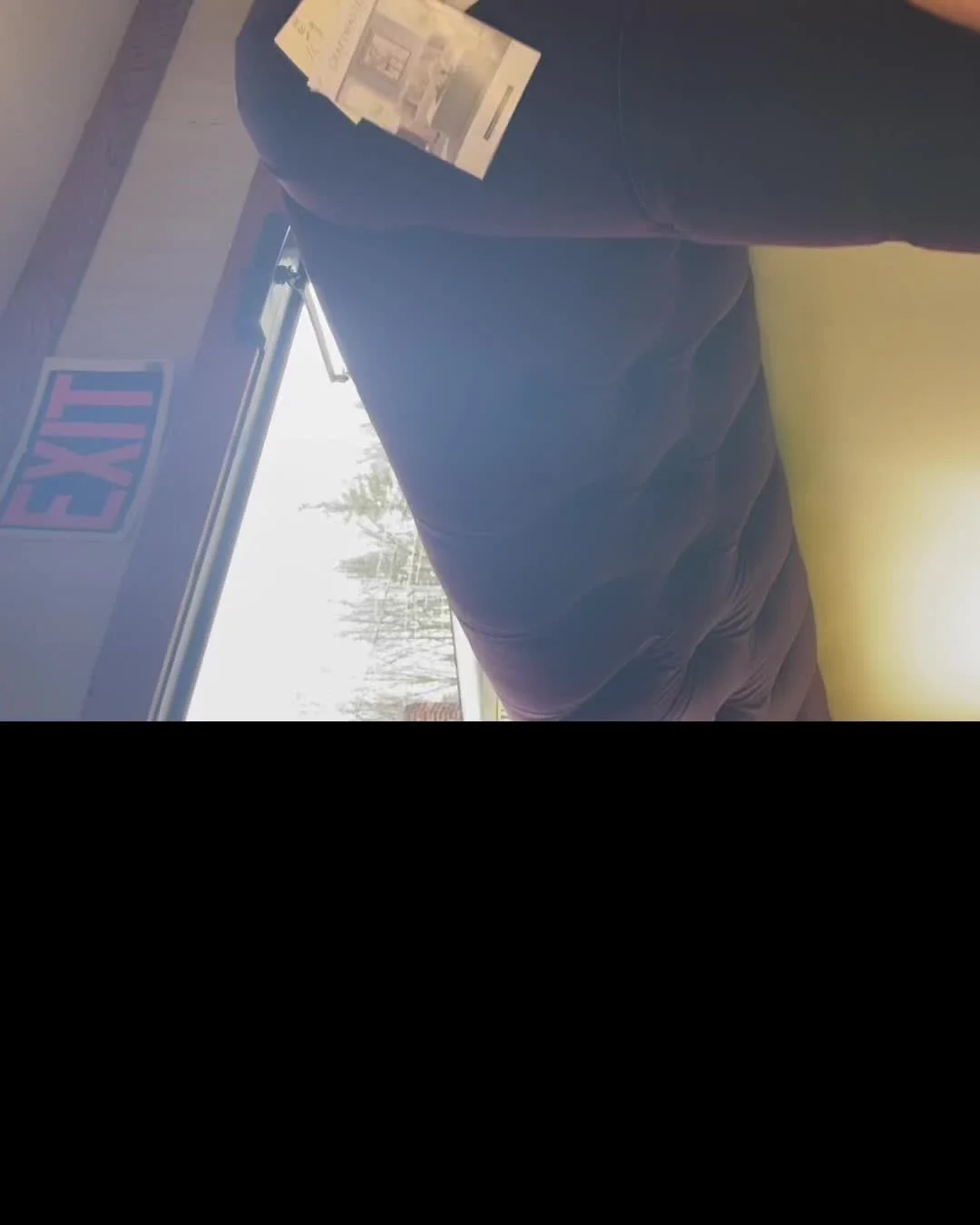 Fall market finds are still trickling in. 
This from Craftmaster. 
The Chesterfield sofa. 
It&rsquo;s a must see sofa in an eggplant velvet cover. Gorgeous!😍