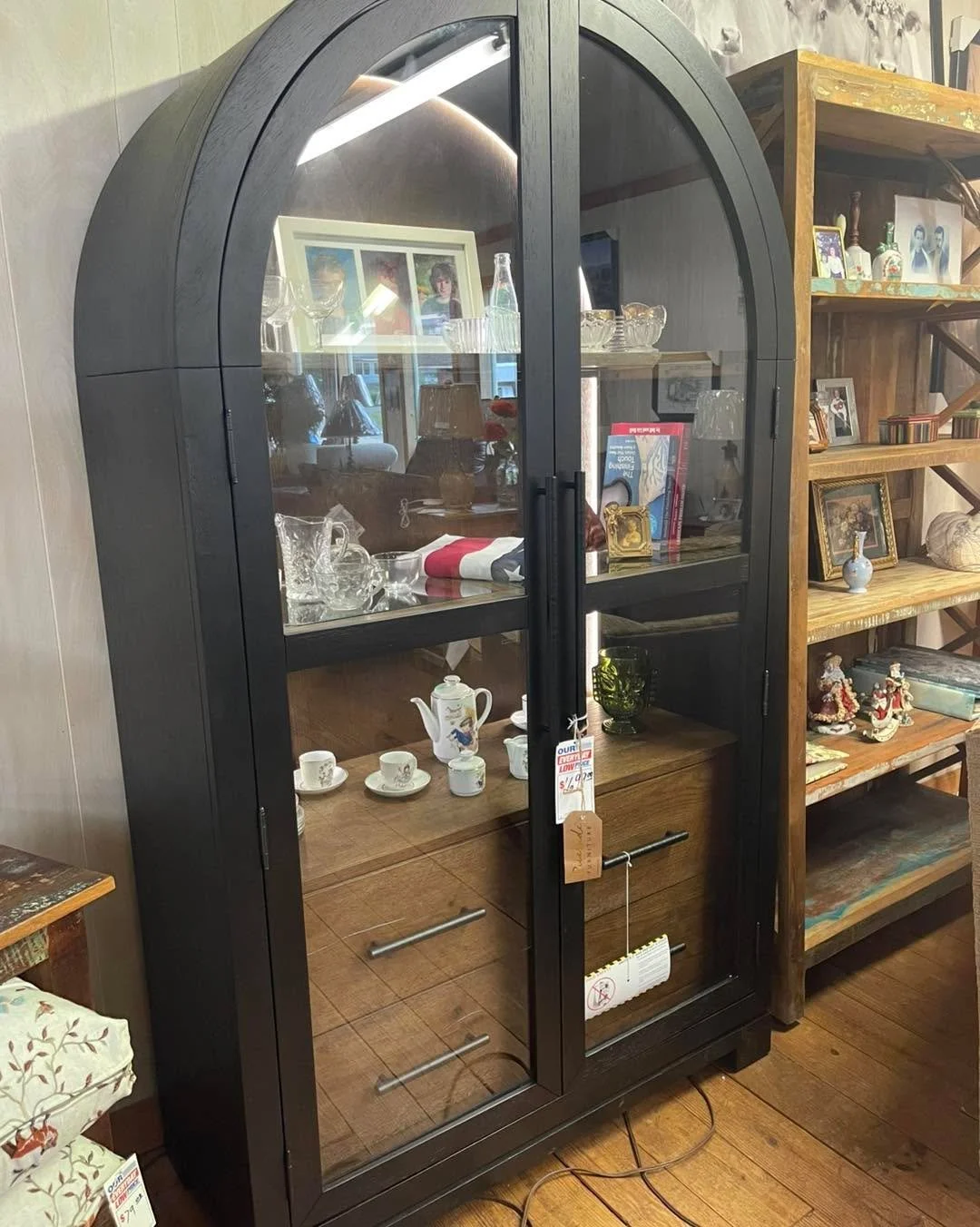 Reminder to attend the local Ashe County food pantry&rsquo;s event tomorrow at ACHS. 
Empty Bowls will hold a silent auction Sunday 12-1:30 in hopes of raising funds for the local food pantry. 
Jim&rsquo;s Corner is contributingTHIS beauty, along wit