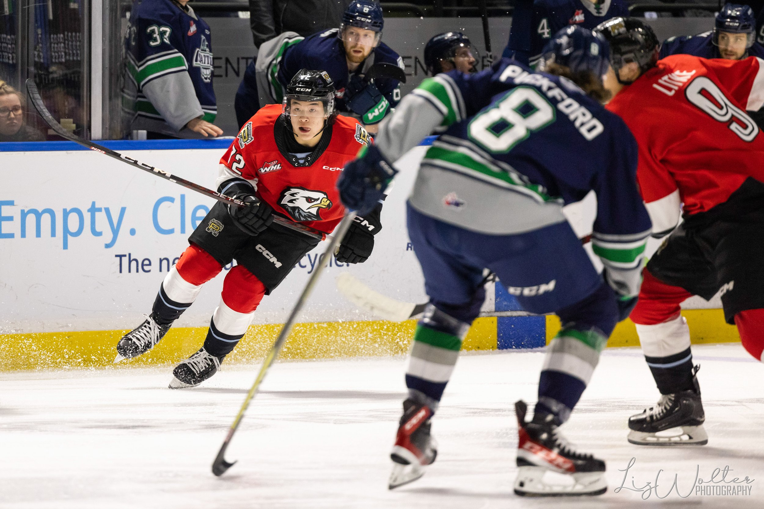 Thunderbirds fail to get off the ground in 5-2 loss to Winterhawks 