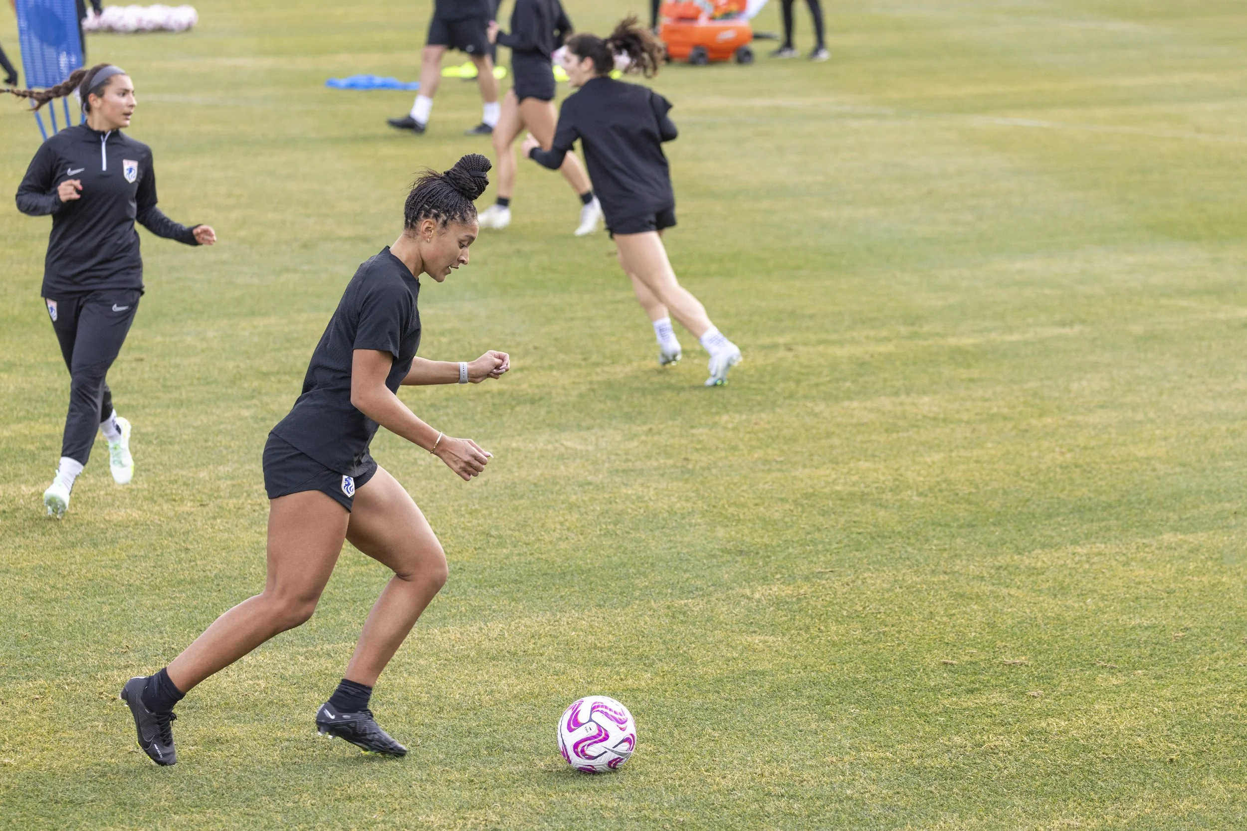 OL Reign training February 10th 2023 #19.JPG