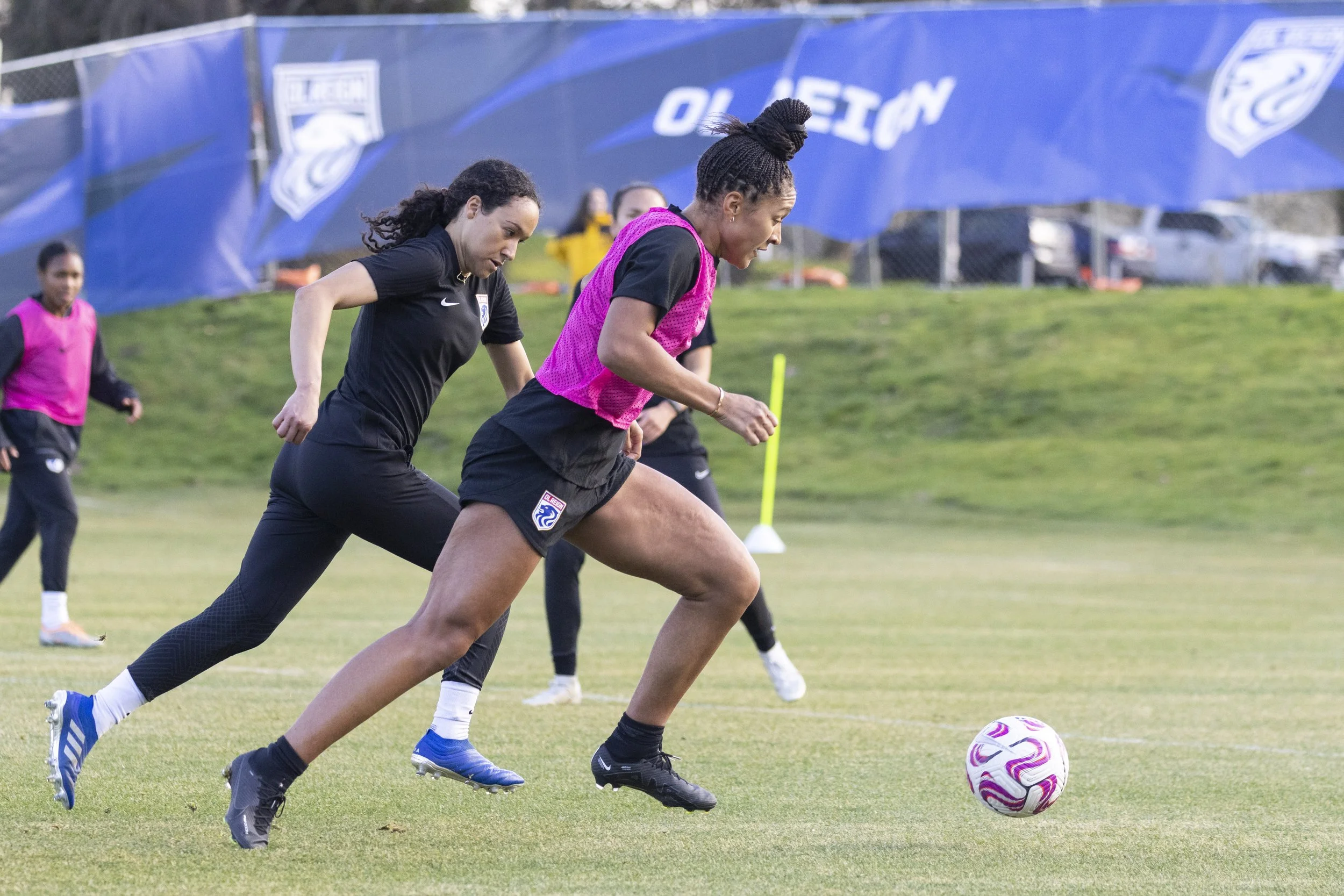 OL Reign training February 10th 2023 #39.JPG