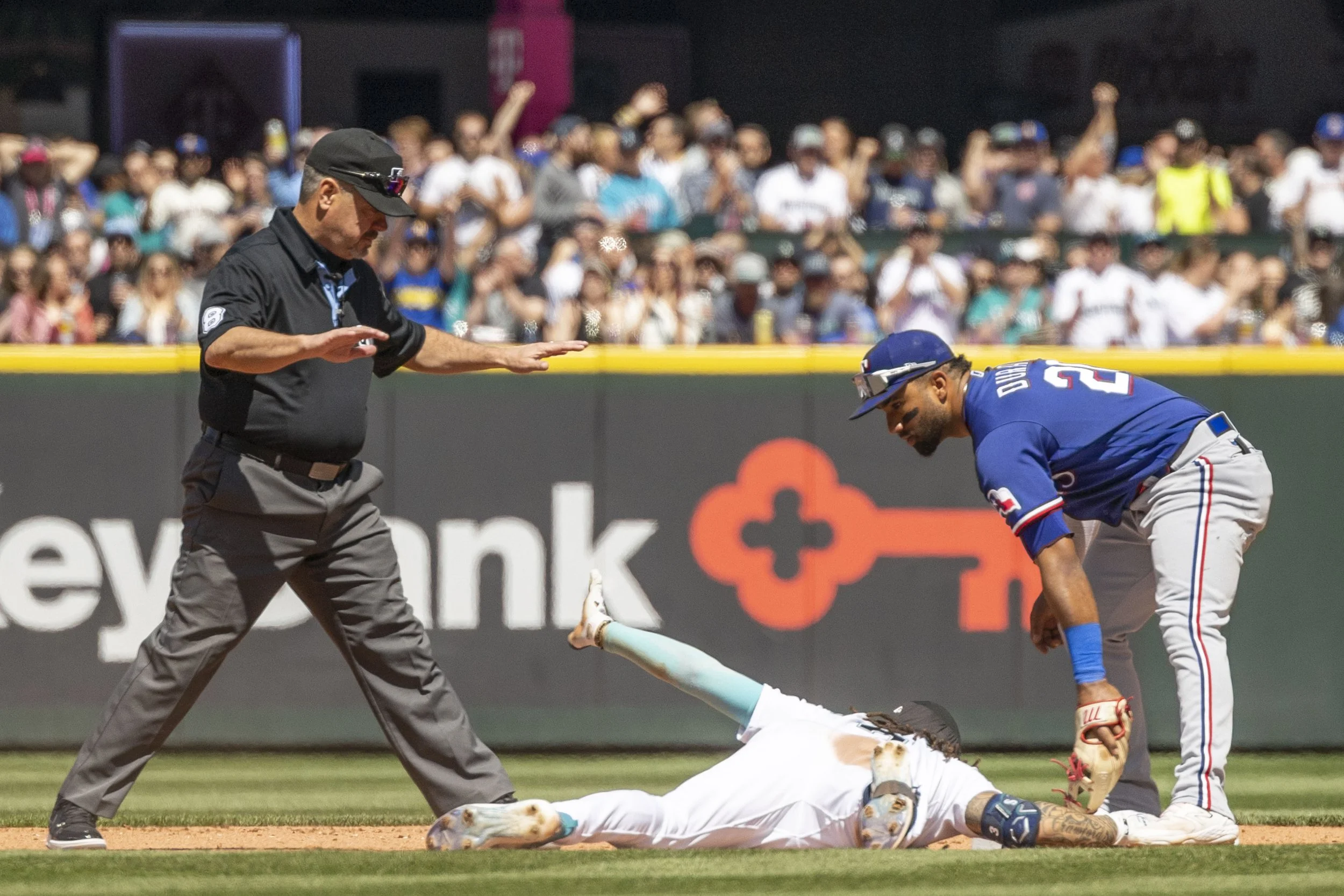 230510_MarinersVSRangers_LizWolter_066.JPG