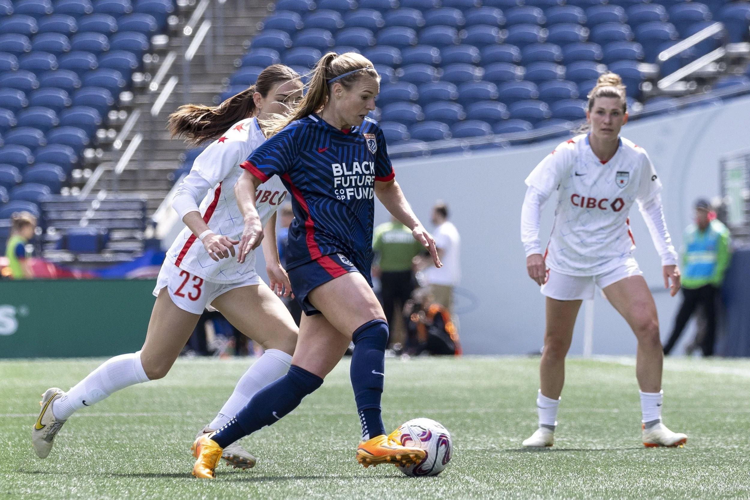 230422_OLReignVSRedStars_LizWolter_061.JPG
