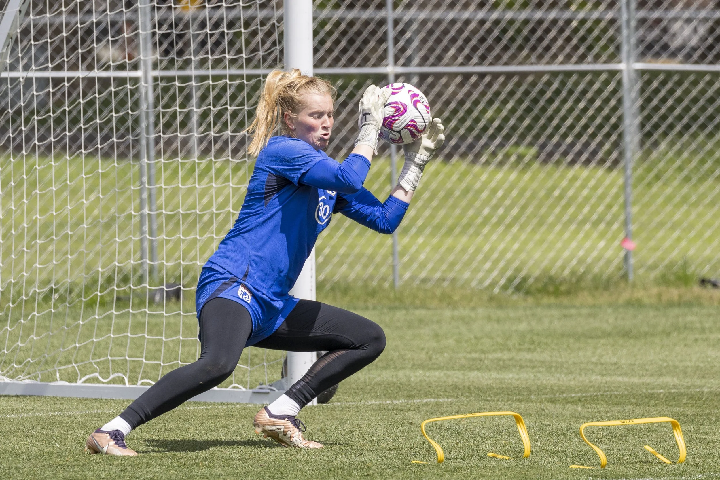 230509_OLReignTraining_LizWolter_051.JPG