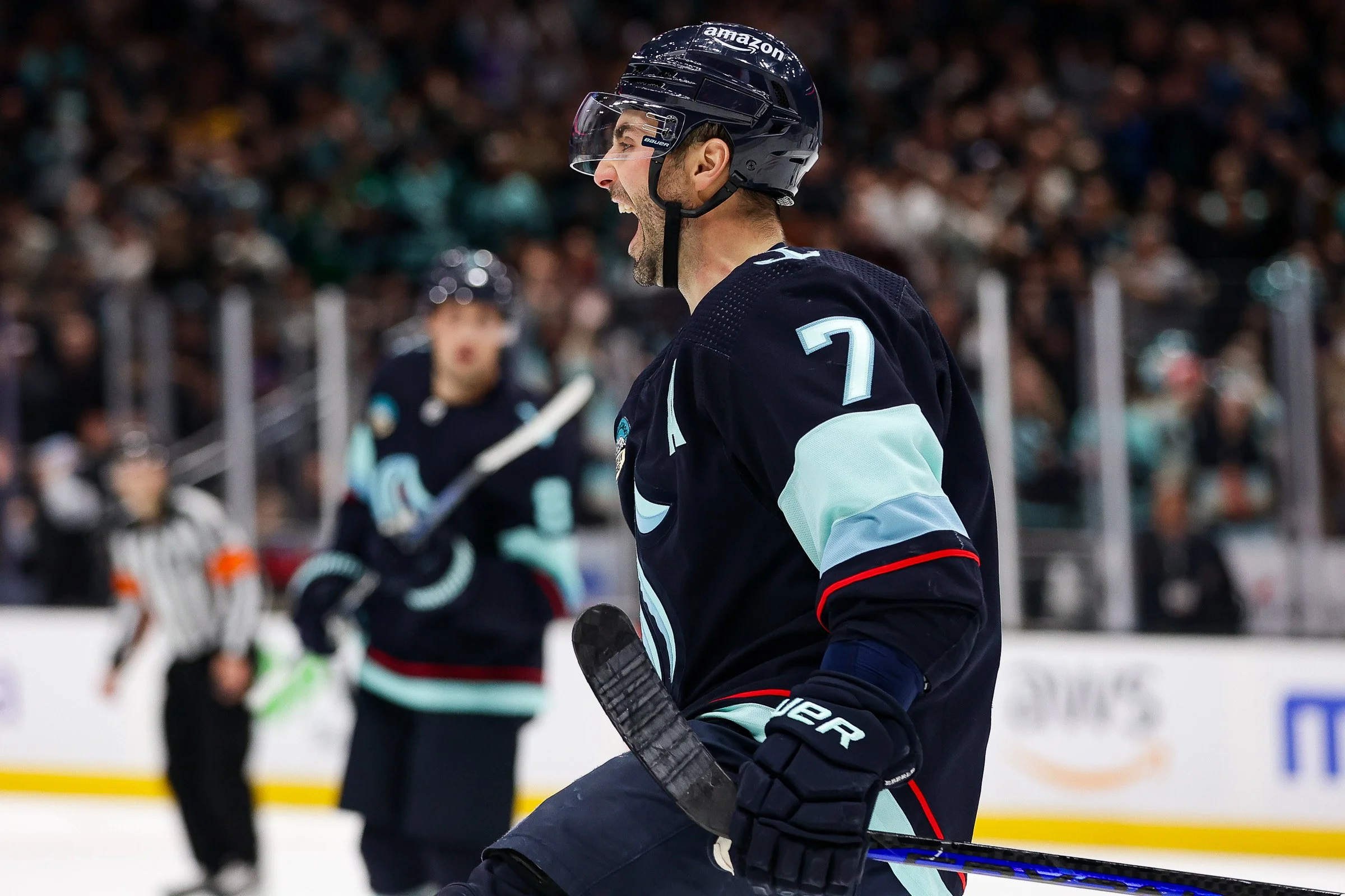 In a battle of Pacific Northwest rivals, Kraken take down NHL’s best in ...
