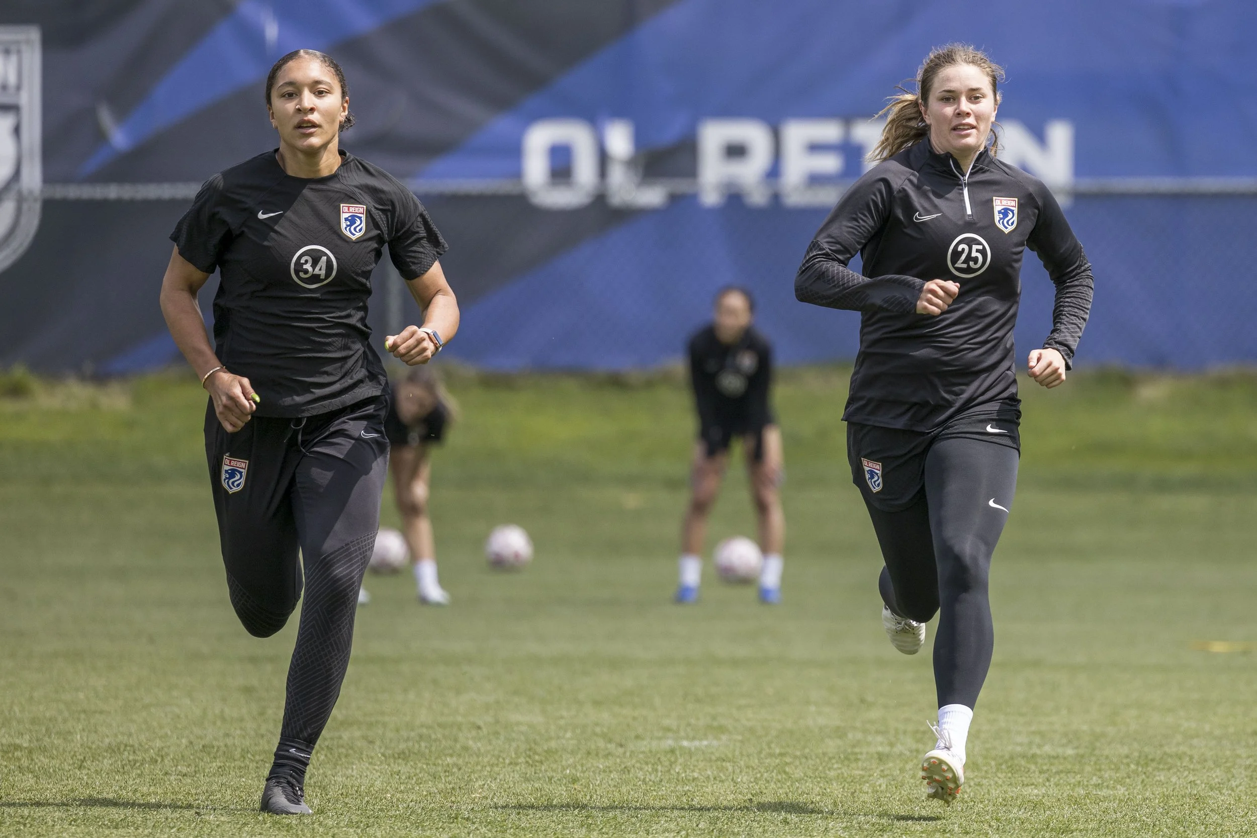 230509_OLReignTraining_LizWolter_067.JPG
