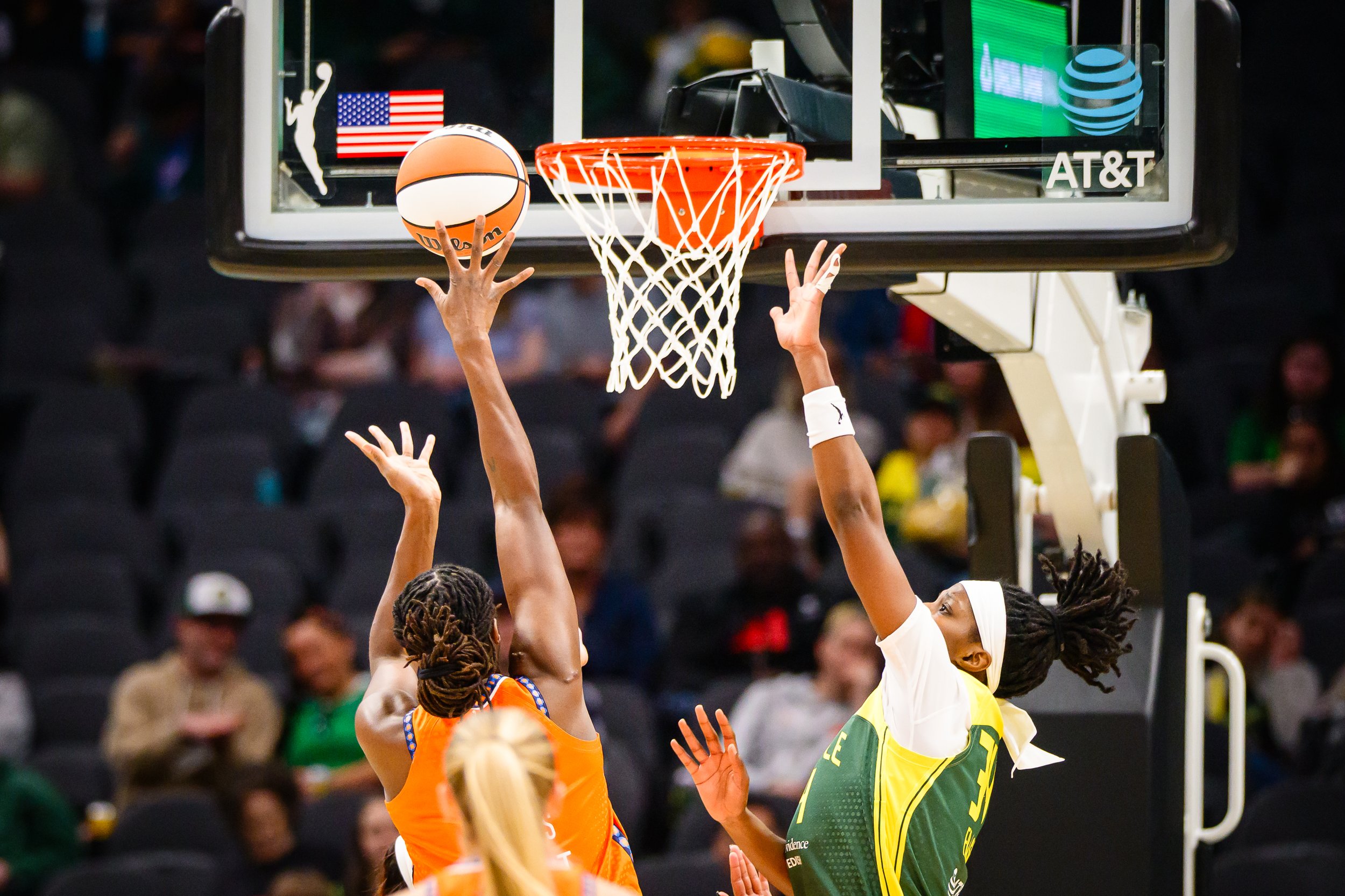 WNBA_Sun_Storm-SOH-250504-164245.jpg