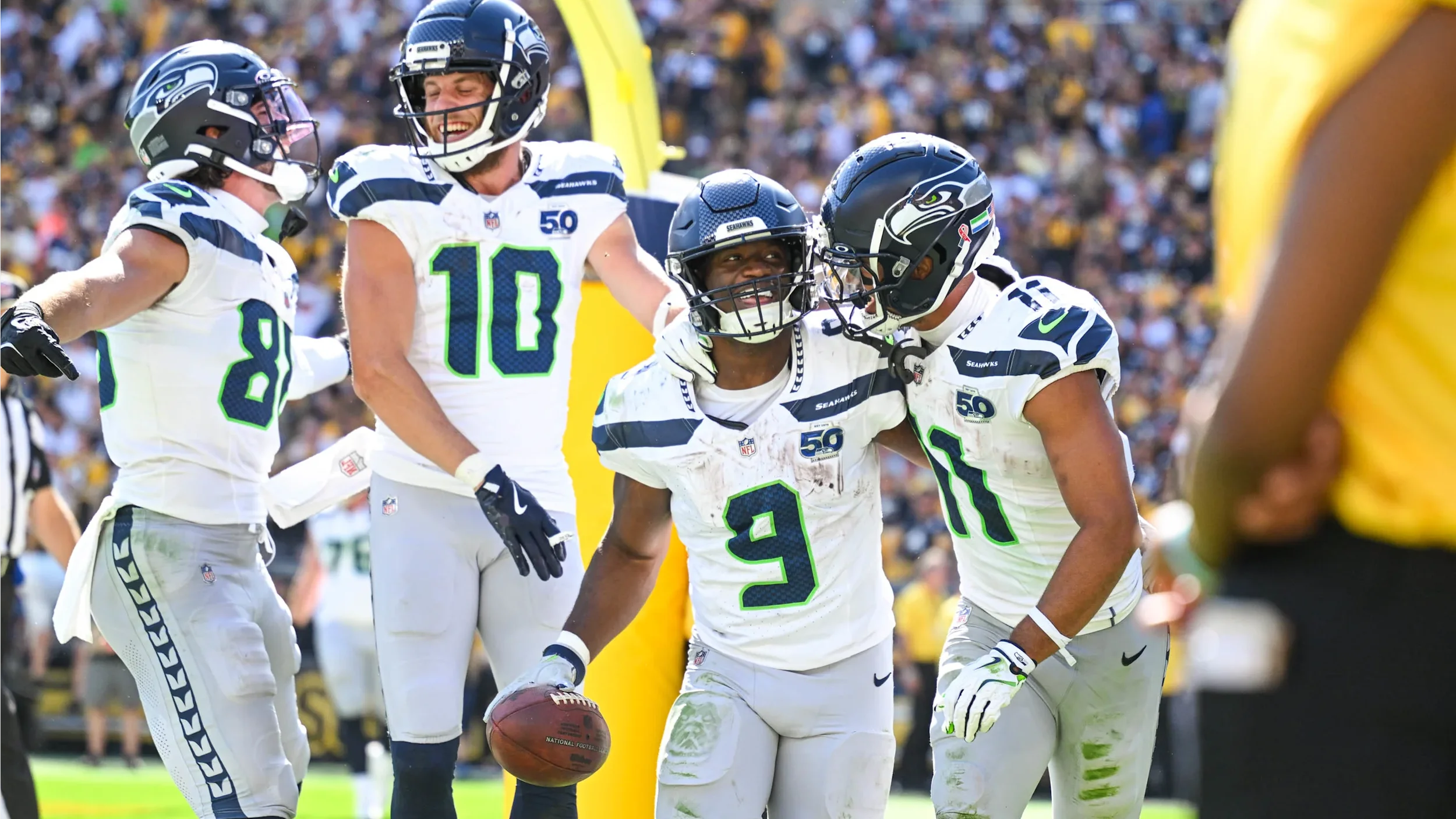Seahawks Stun Sloppy Steelers, Win 31-17 In Pittsburgh