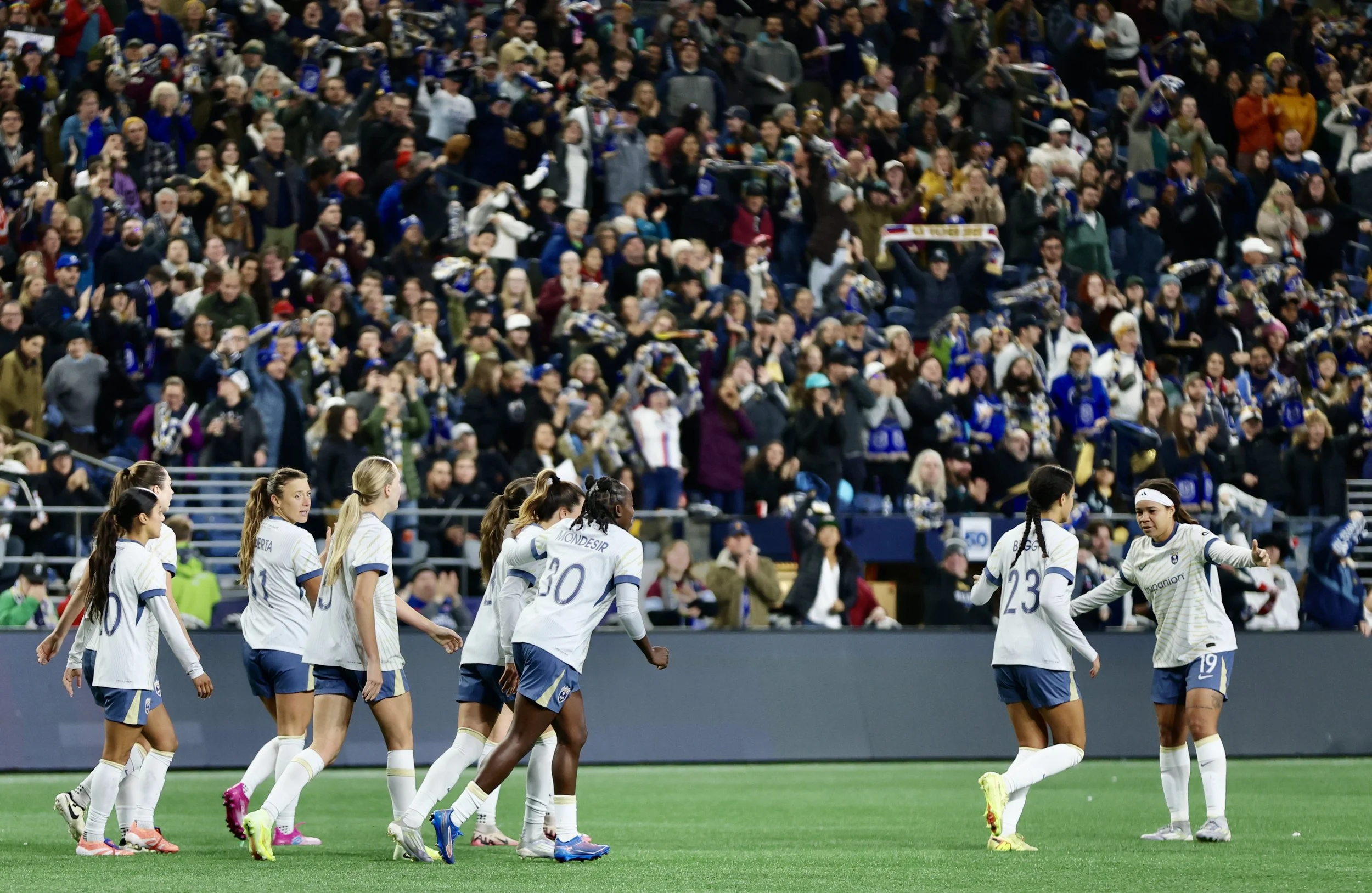 10172025_SEAUTA_ANOUMOU (75).jpg