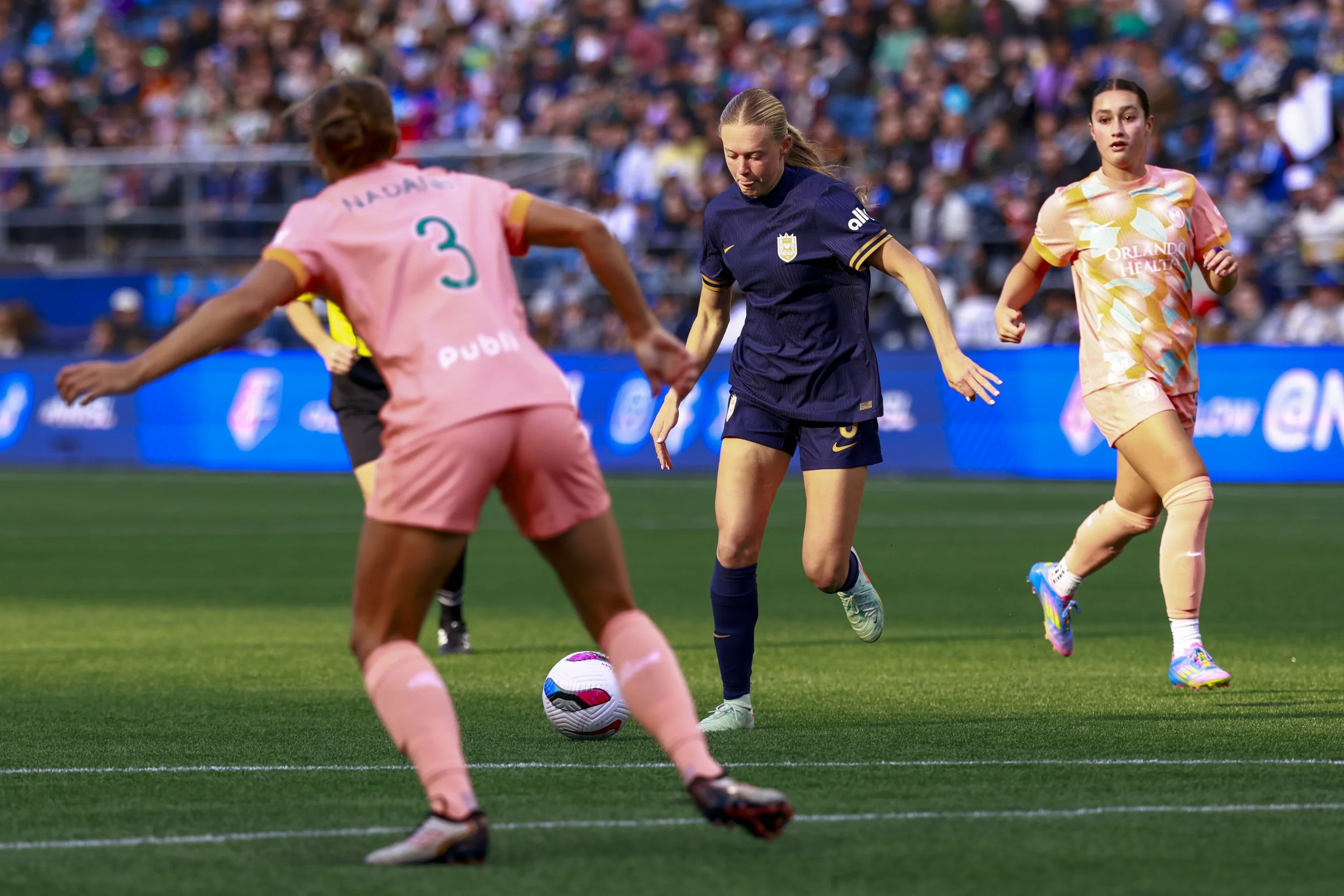 04122025_SEAORL_WOLTER (44).jpg