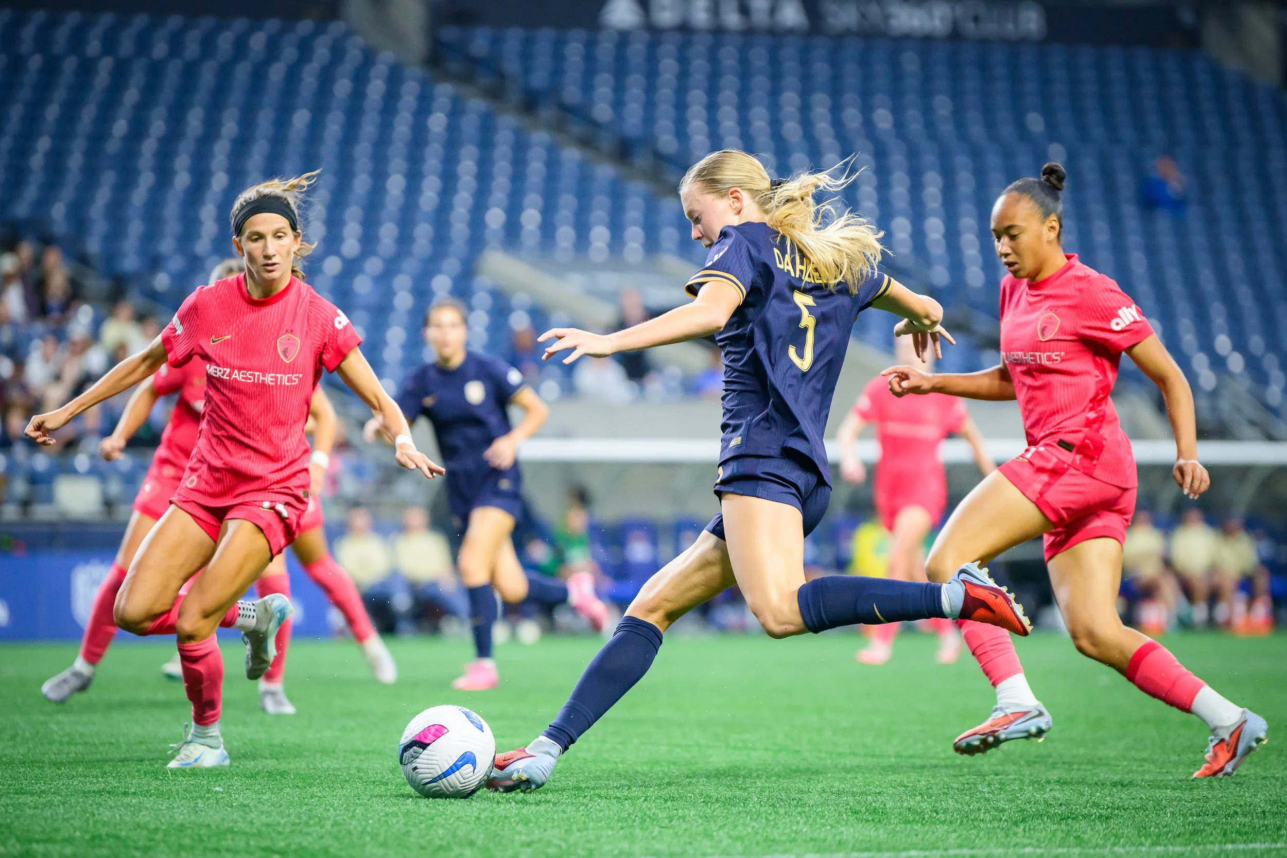 NWSL_Courage_Reign-SOH-250928-184256-2.jpg