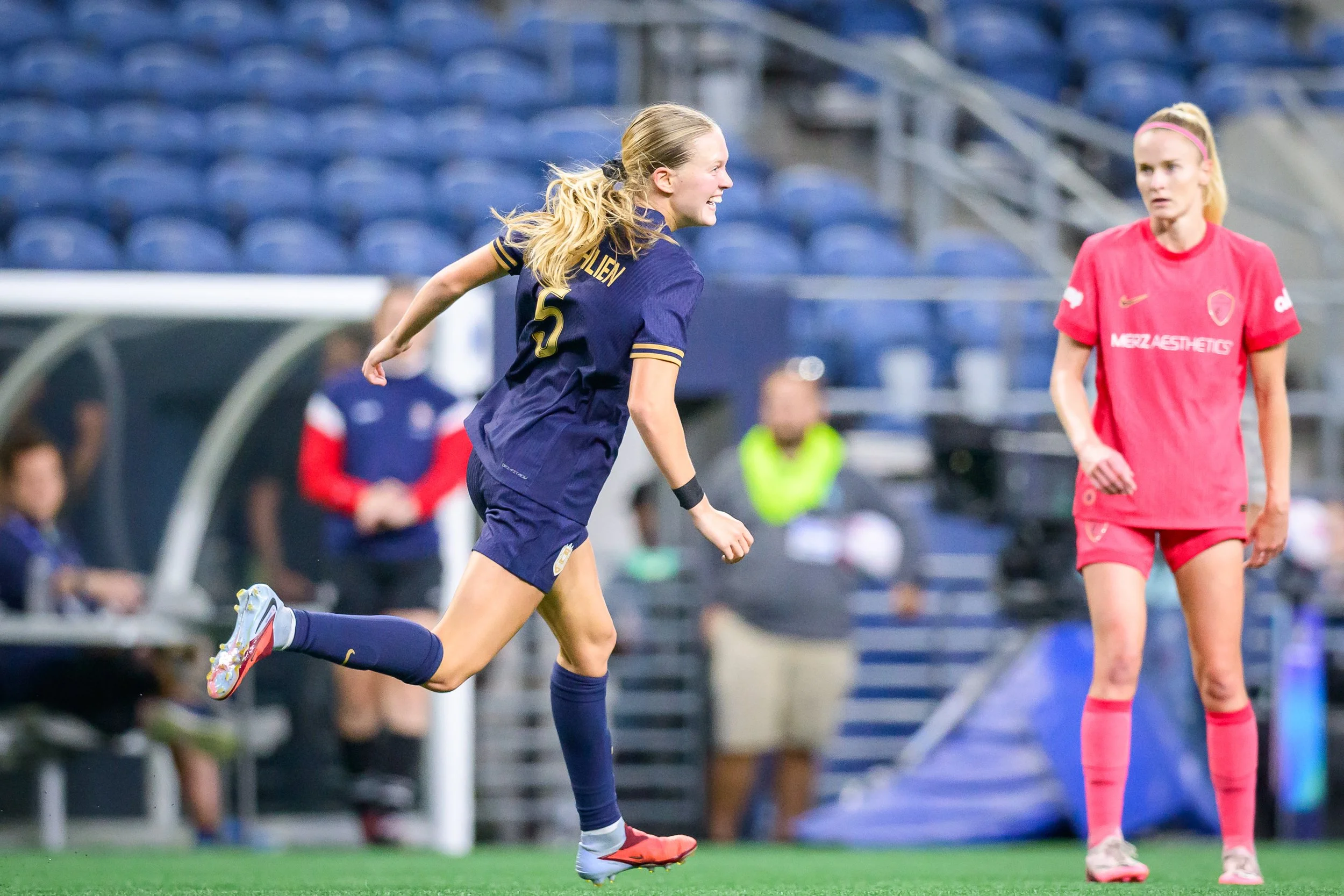 NWSL_Courage_Reign-SOH-250928-184823-2.jpg