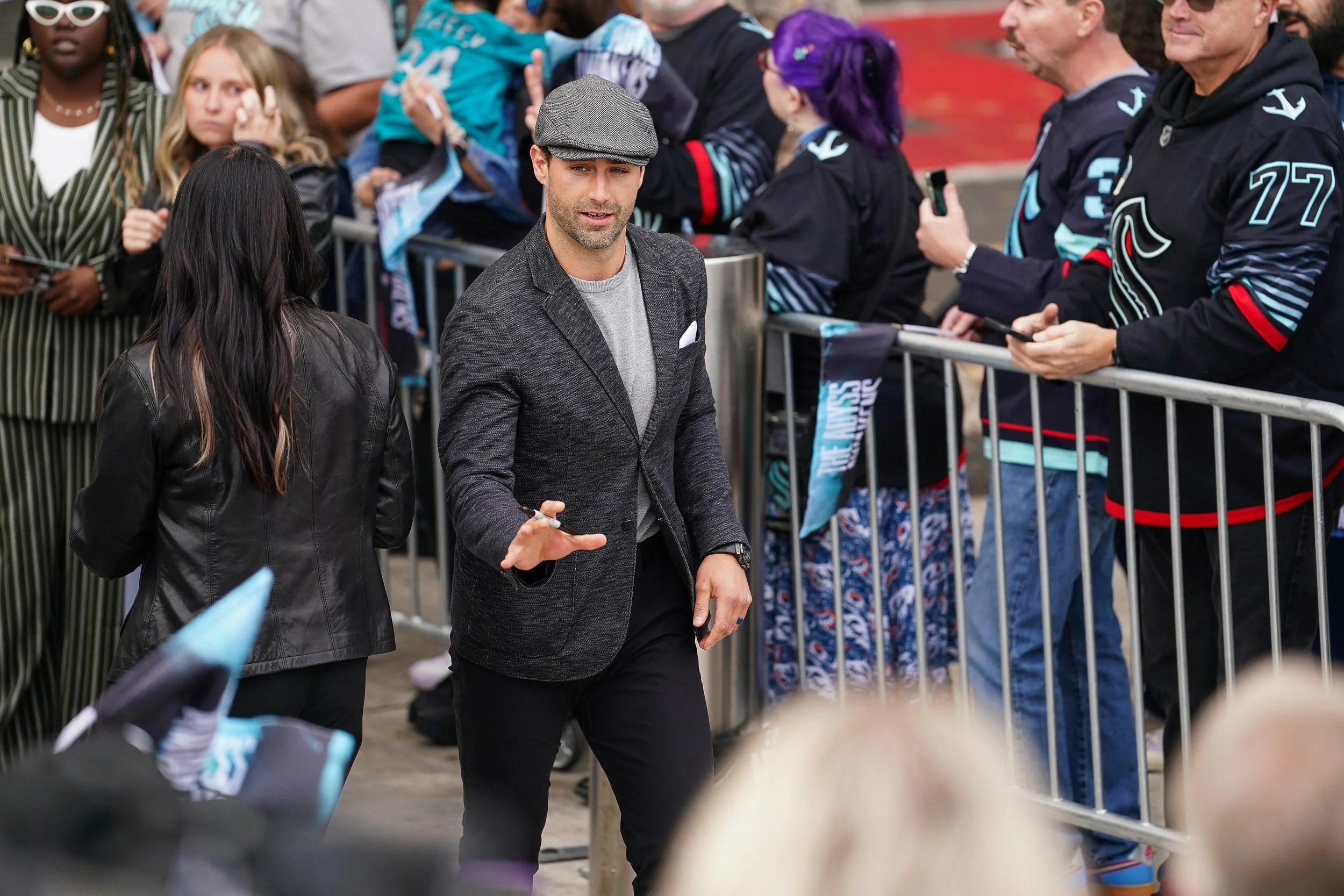 10092025_SEAANA_HILLER (9).jpg