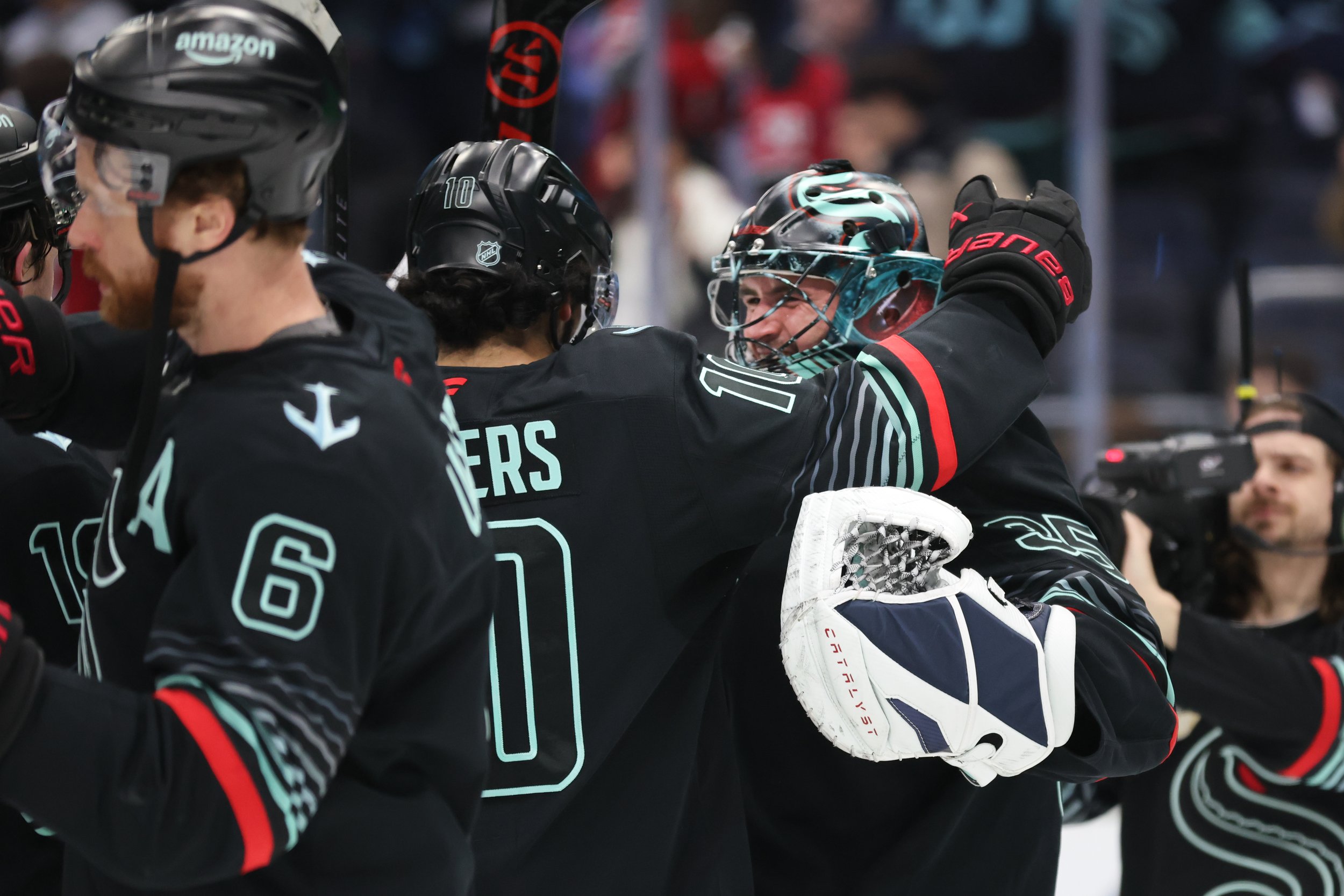 Kraken Regain Cryptid Cup With 4-2 Home Win Over Devils