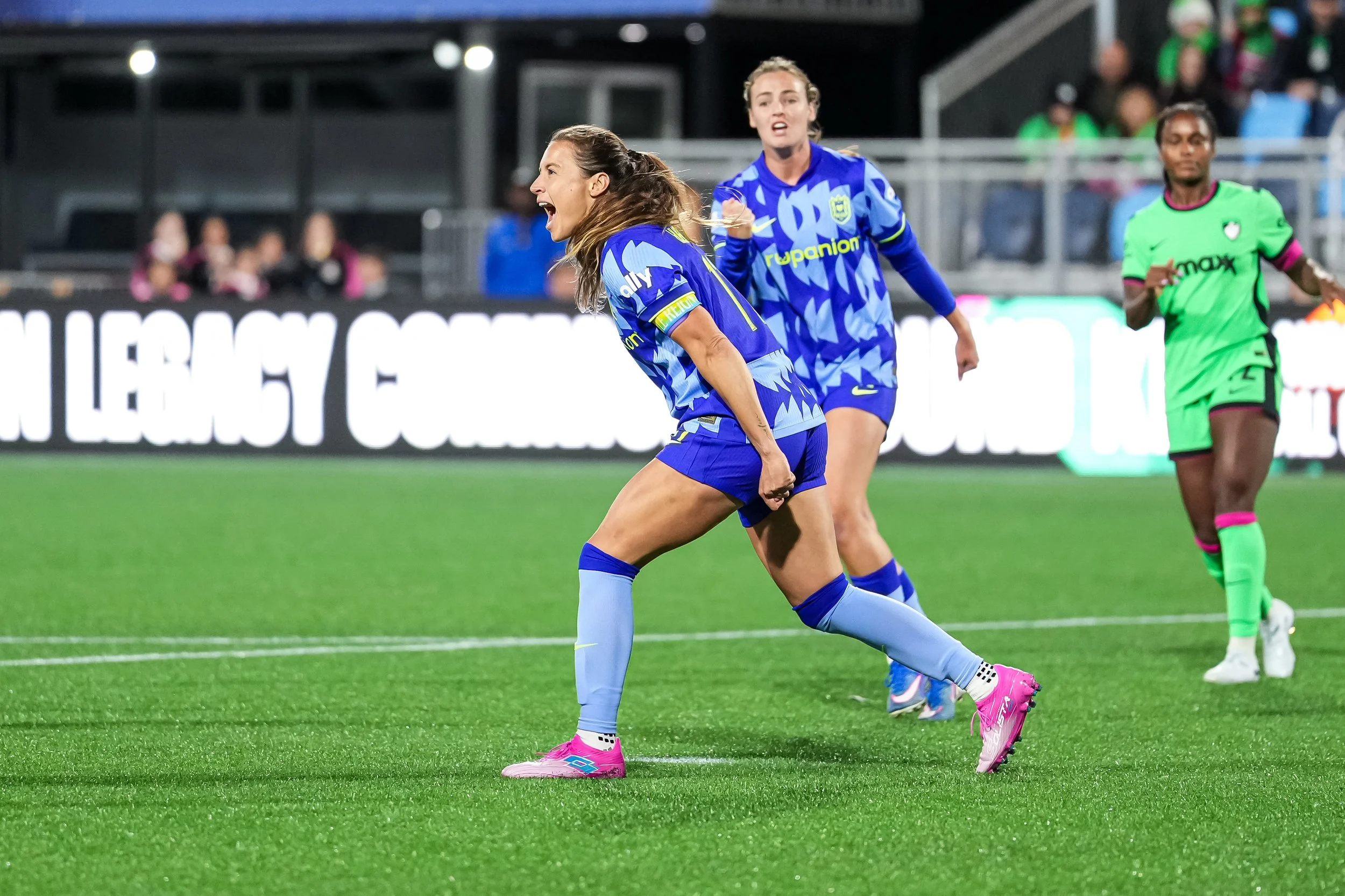 Credit Seattle Reign FC-Meg Kelly_2.jpg