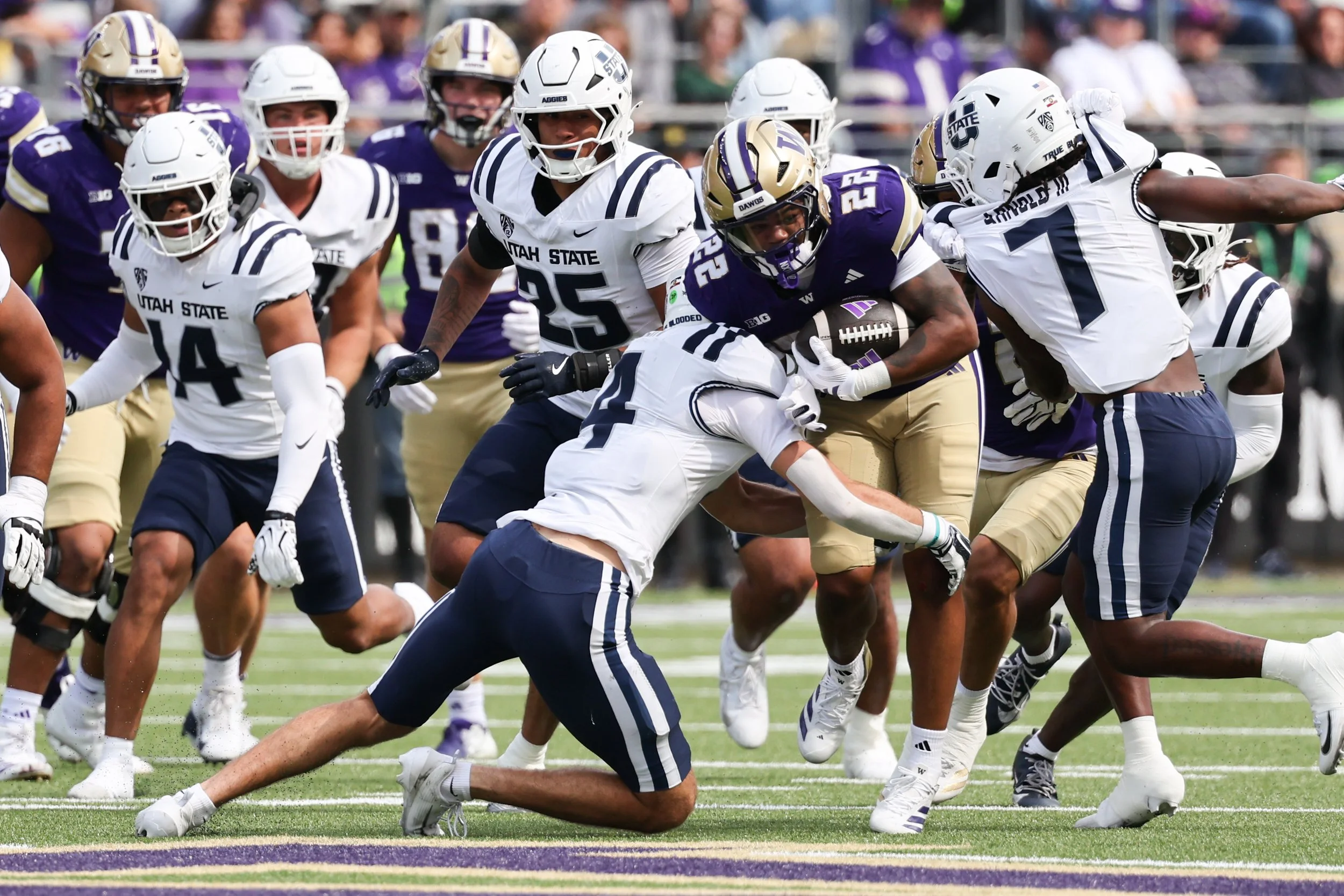 Husky Football Halftime Observations From Washington’s Home Game Against Utah State, September 12th, 2026