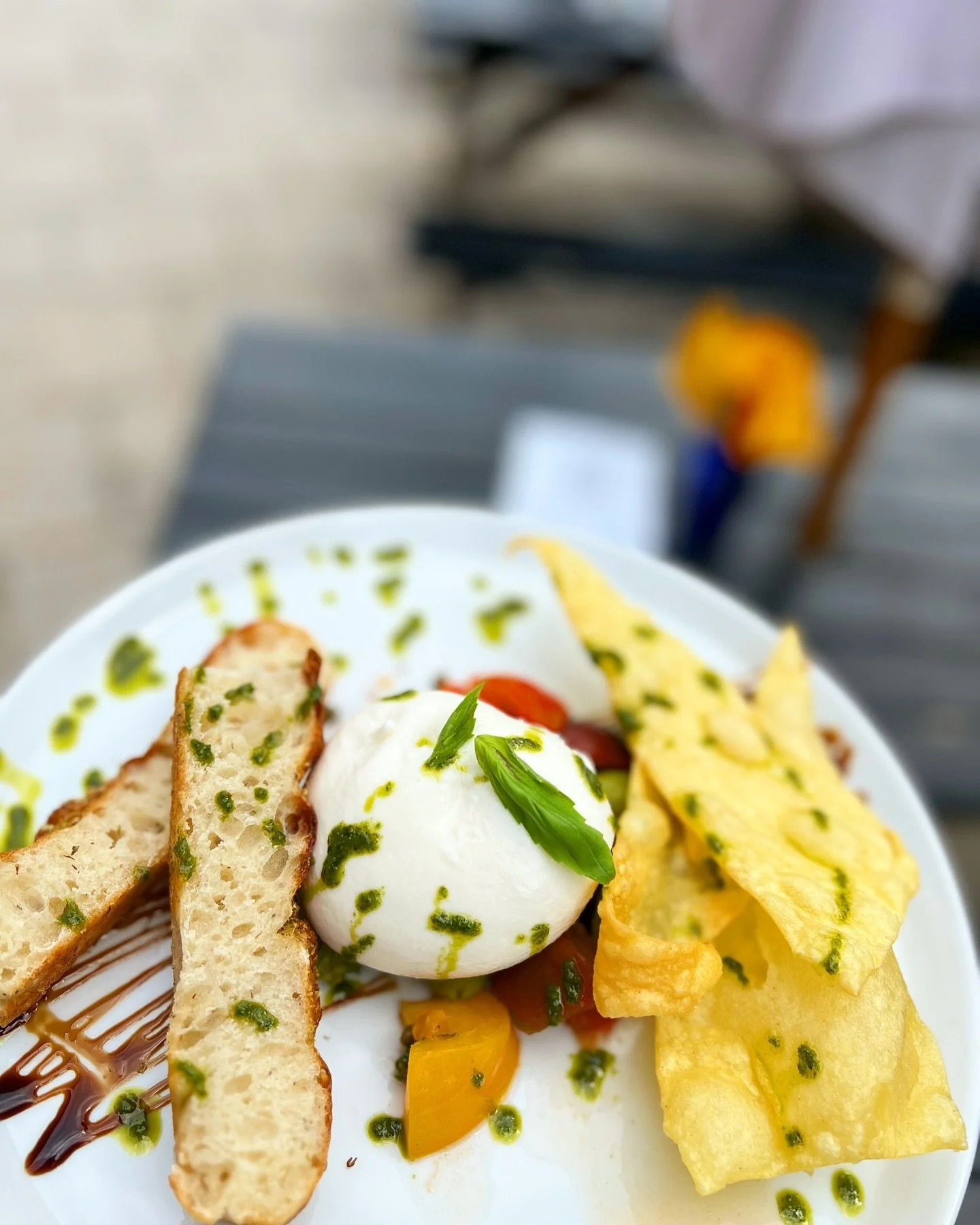 ⚡️Did you know that you can order our Side &amp; Starter dishes as a main course for Lunch?

We get it, sometimes a pizza to one&rsquo;s self is a lot when you&rsquo;ve got the rest of the day to battle through with your eyes open. 

But ponder a cre