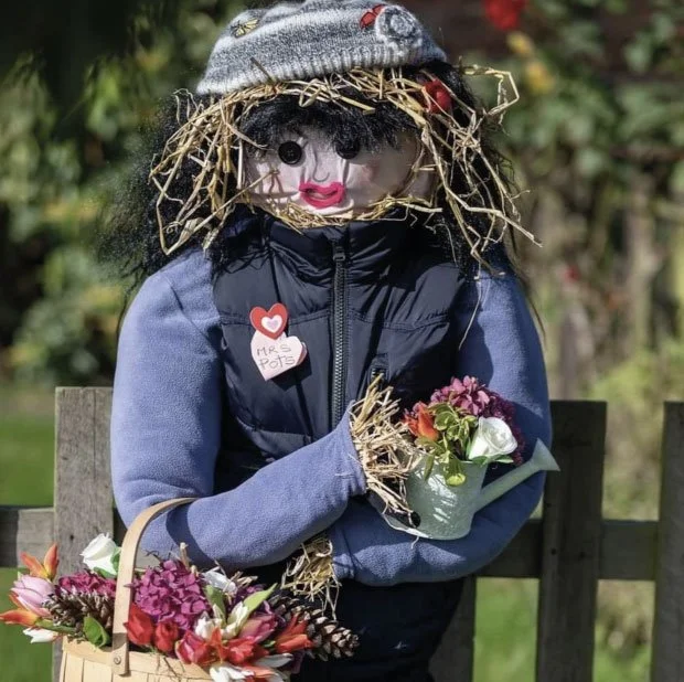 scarecrow2.jpg