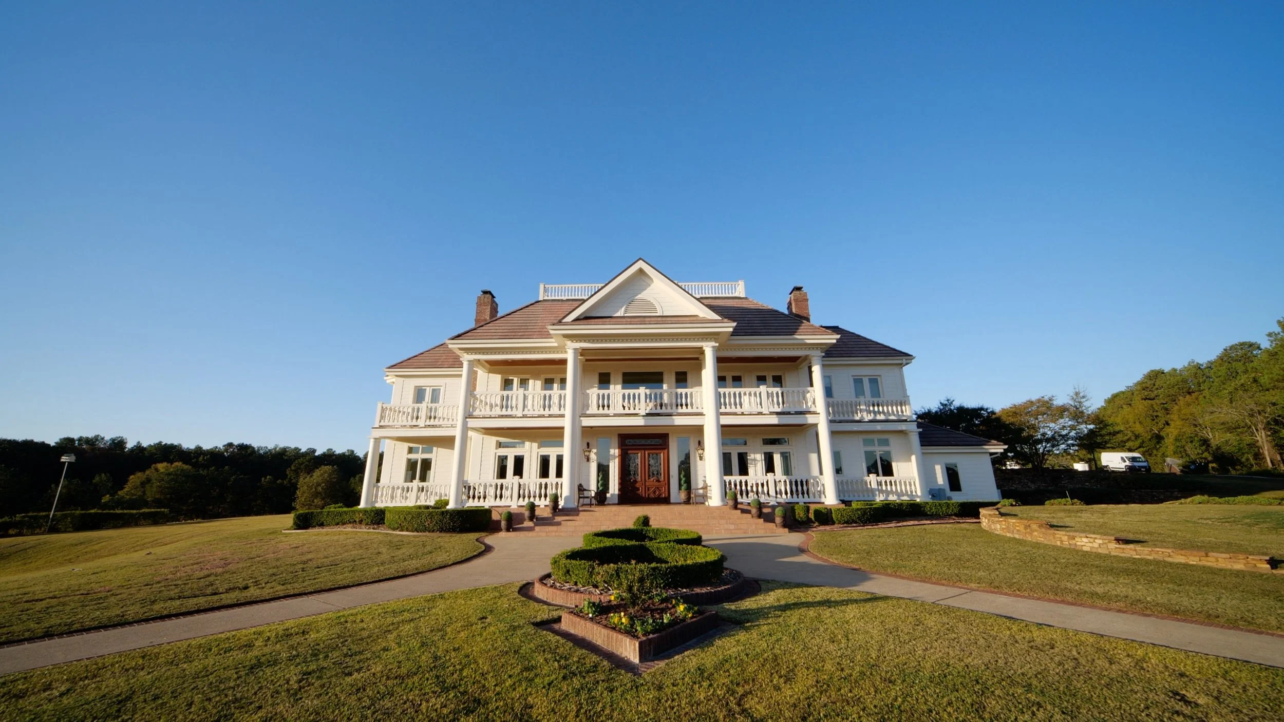 The Meadeaux Tour.jpg