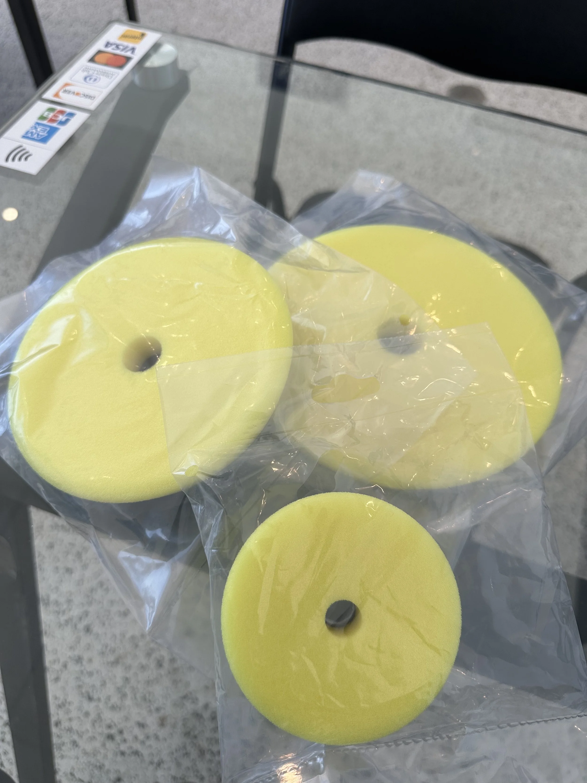 Tampon de polissage medium en mousse jaune